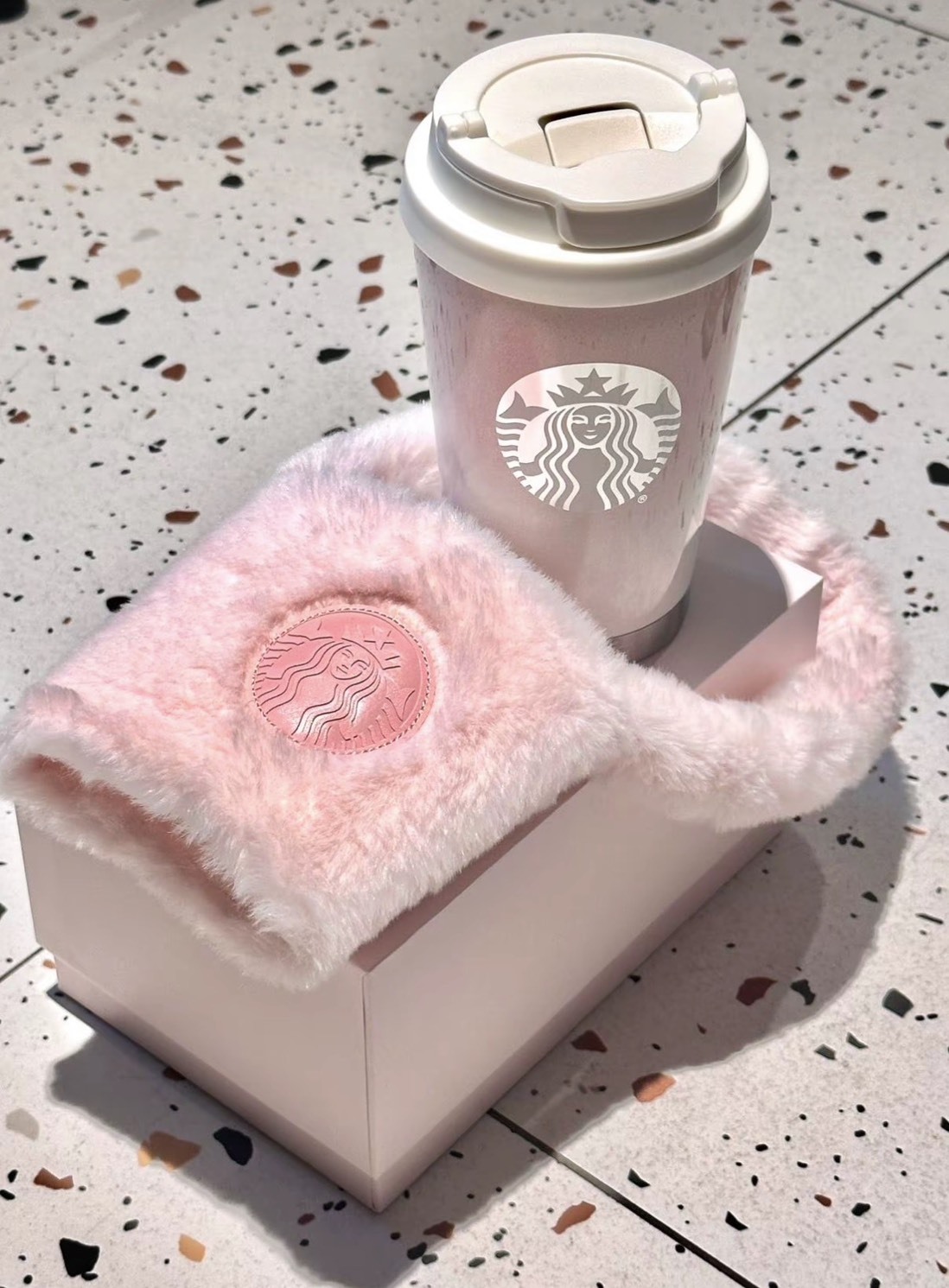 <粉紅泡泡噴發> 🎀星巴克 粉白漸層 隨行杯組 附毛毛杯套 少女必搶!!