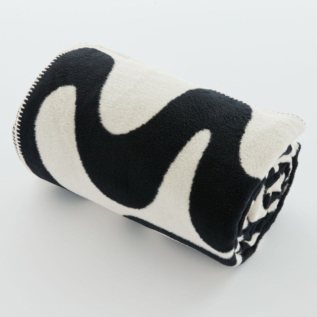 ANCIENT FISH COTTON BLANKET