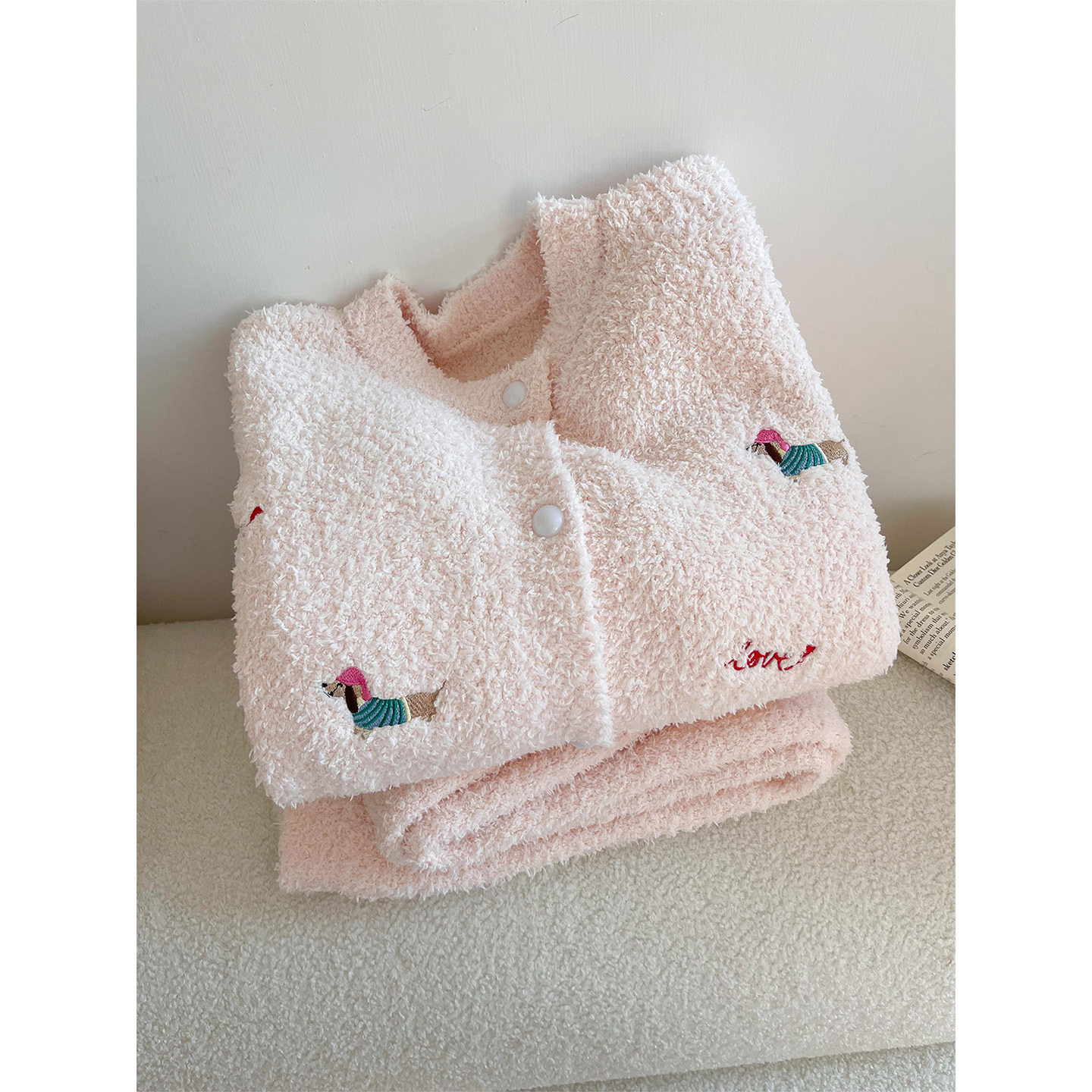 《6443》半邊絨少女粉臘腸狗睡衣