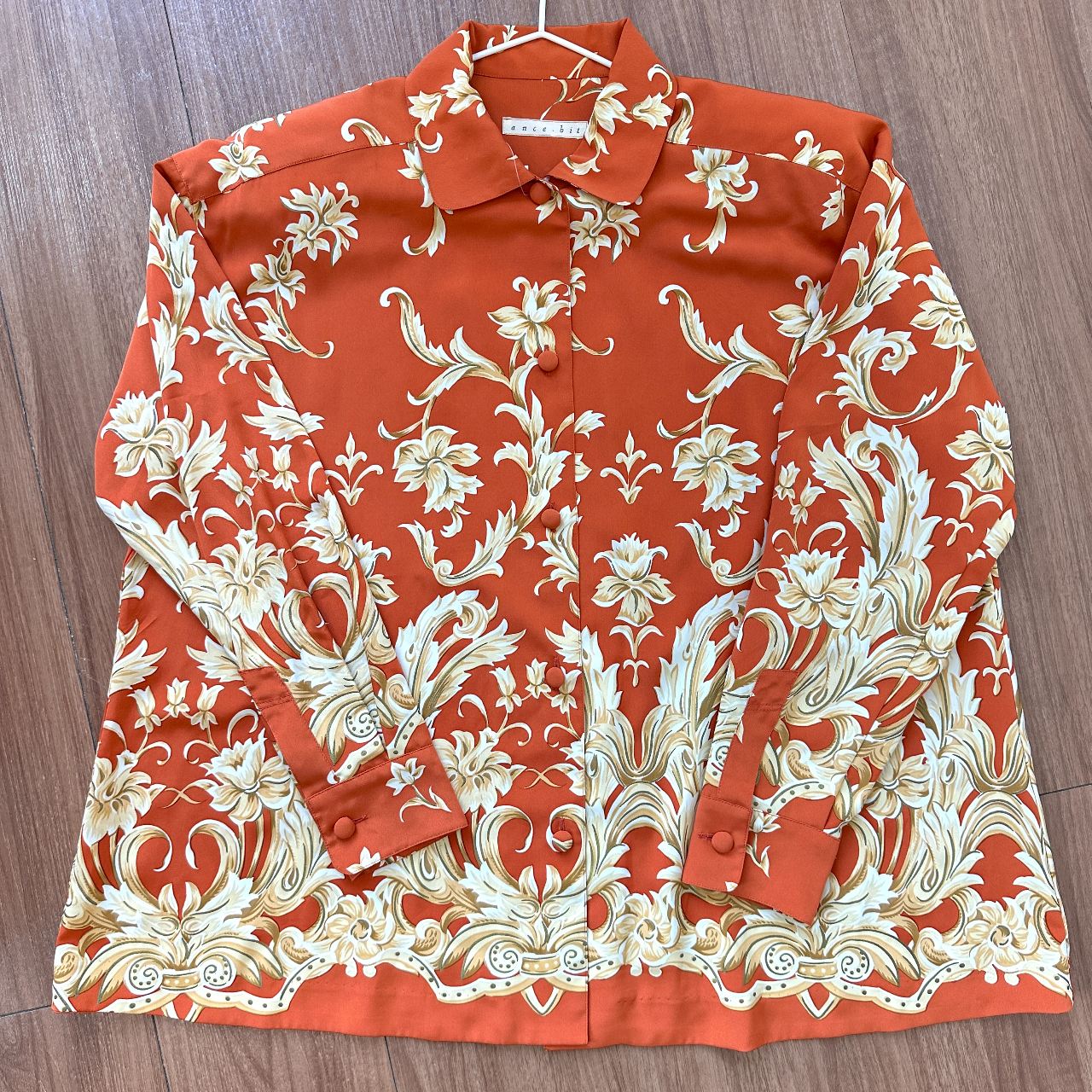 亮橙色奢華圖案巴洛克上衣
