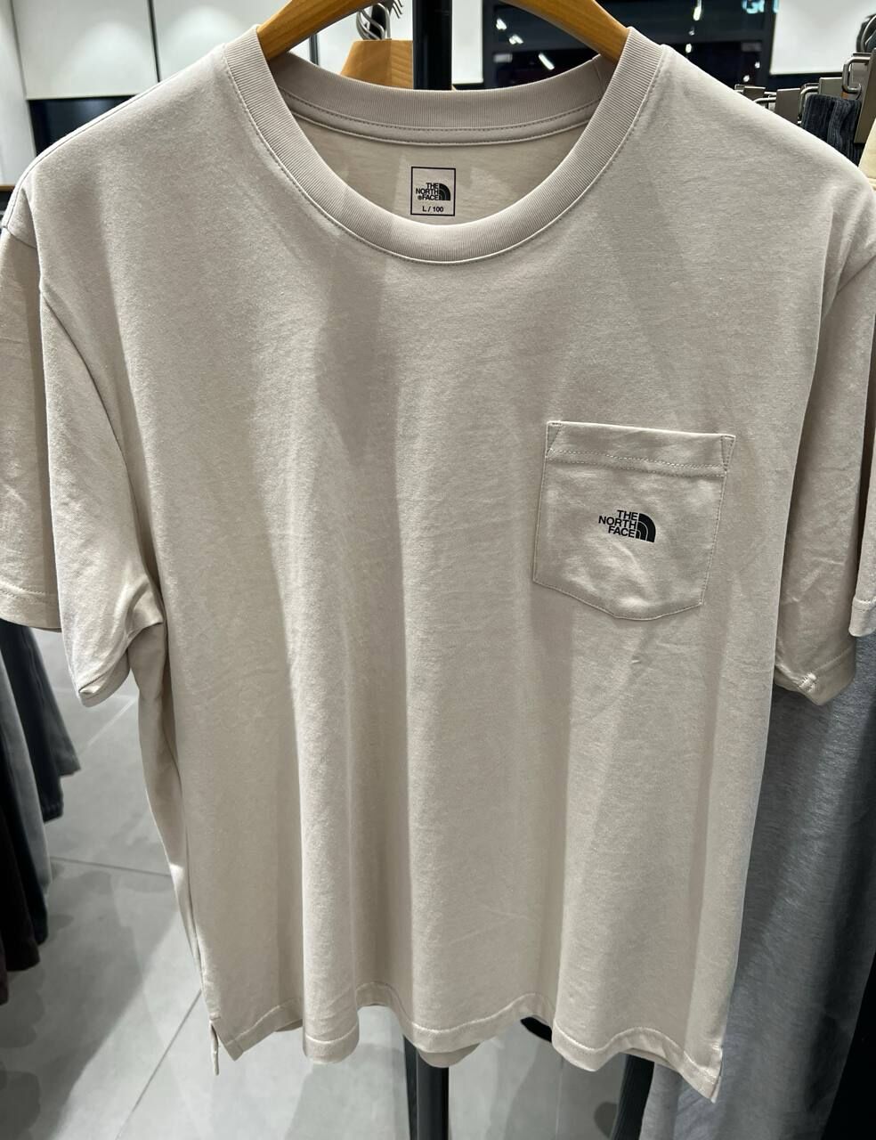 [K] THENORTHFACE LIGHT BEIGE M'S ESSENCE S/S R/TEE, NT7US50C-LBE (KTNF15)