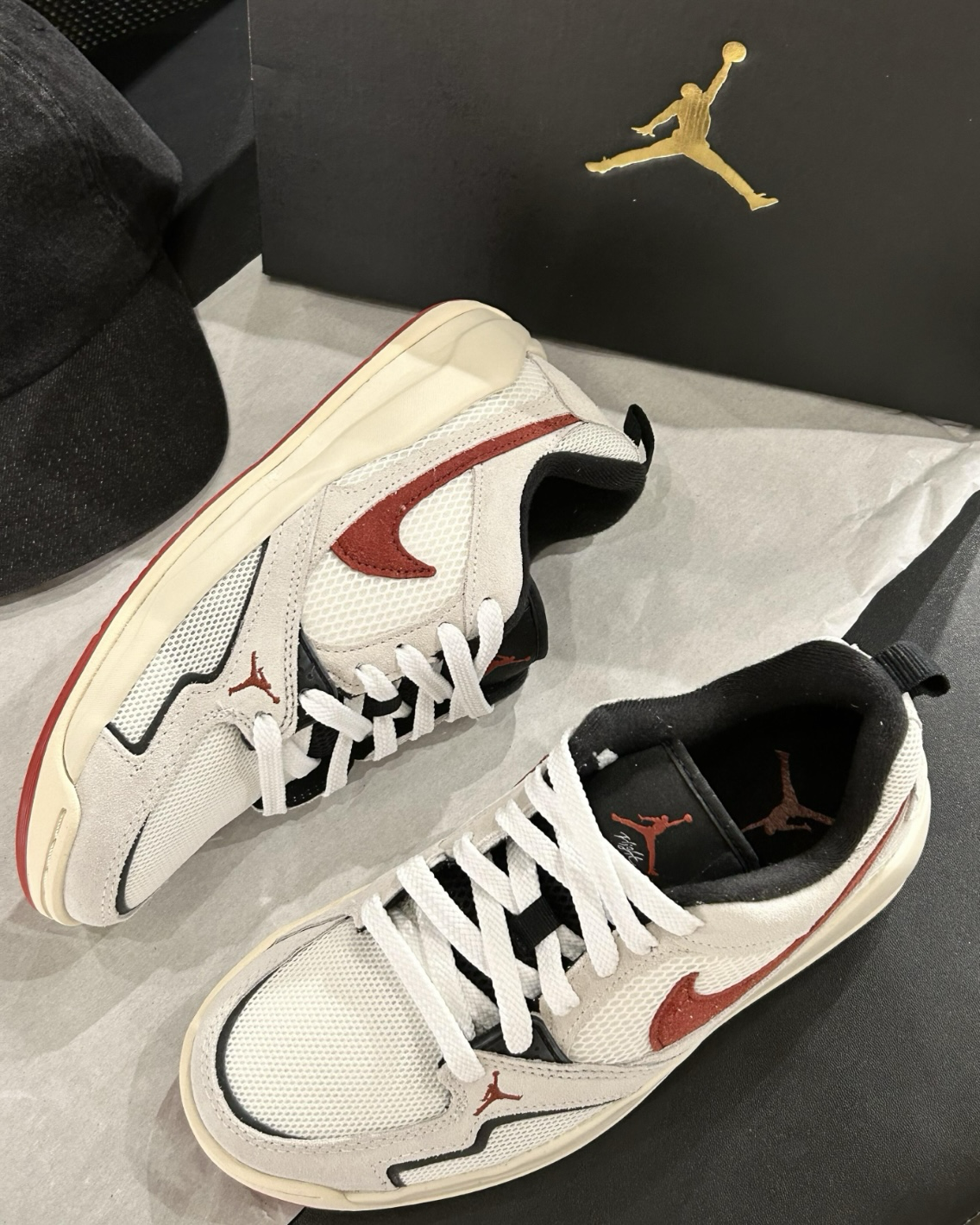 Nike Jordan CMFT ERA 米灰紅 麂皮 透氣 網眼 喬丹 運動鞋 休閒鞋 男鞋