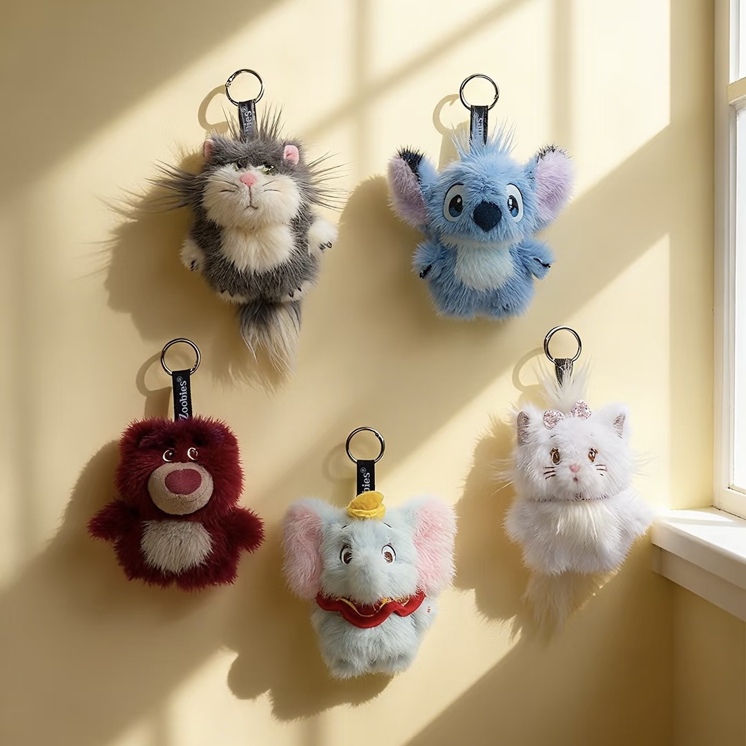 DISNEY x ZOOBIES 迪士尼 玩具總動員 多角色 毛絨 站姿 耳機包 圓釦 吊飾