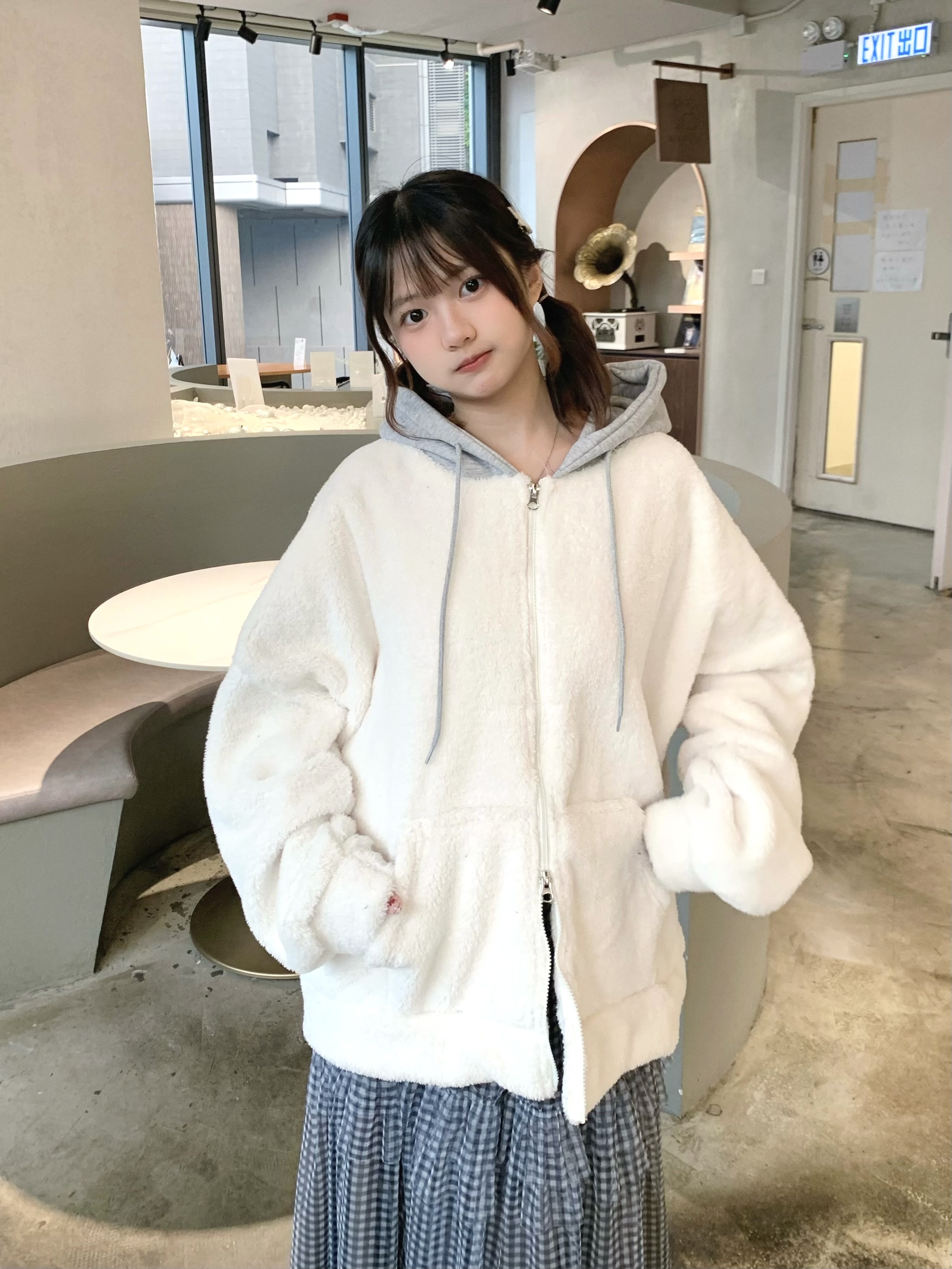 （停產）JK0384 | 超soft++毛絨絨拼色帽子外套ʕ •ﻌ•ྀིྀིʔ