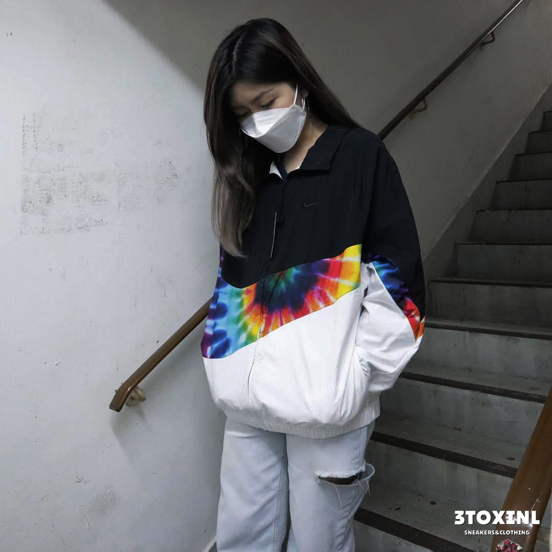 (預訂) Nike Sportswear Jacket - Rainbow Black