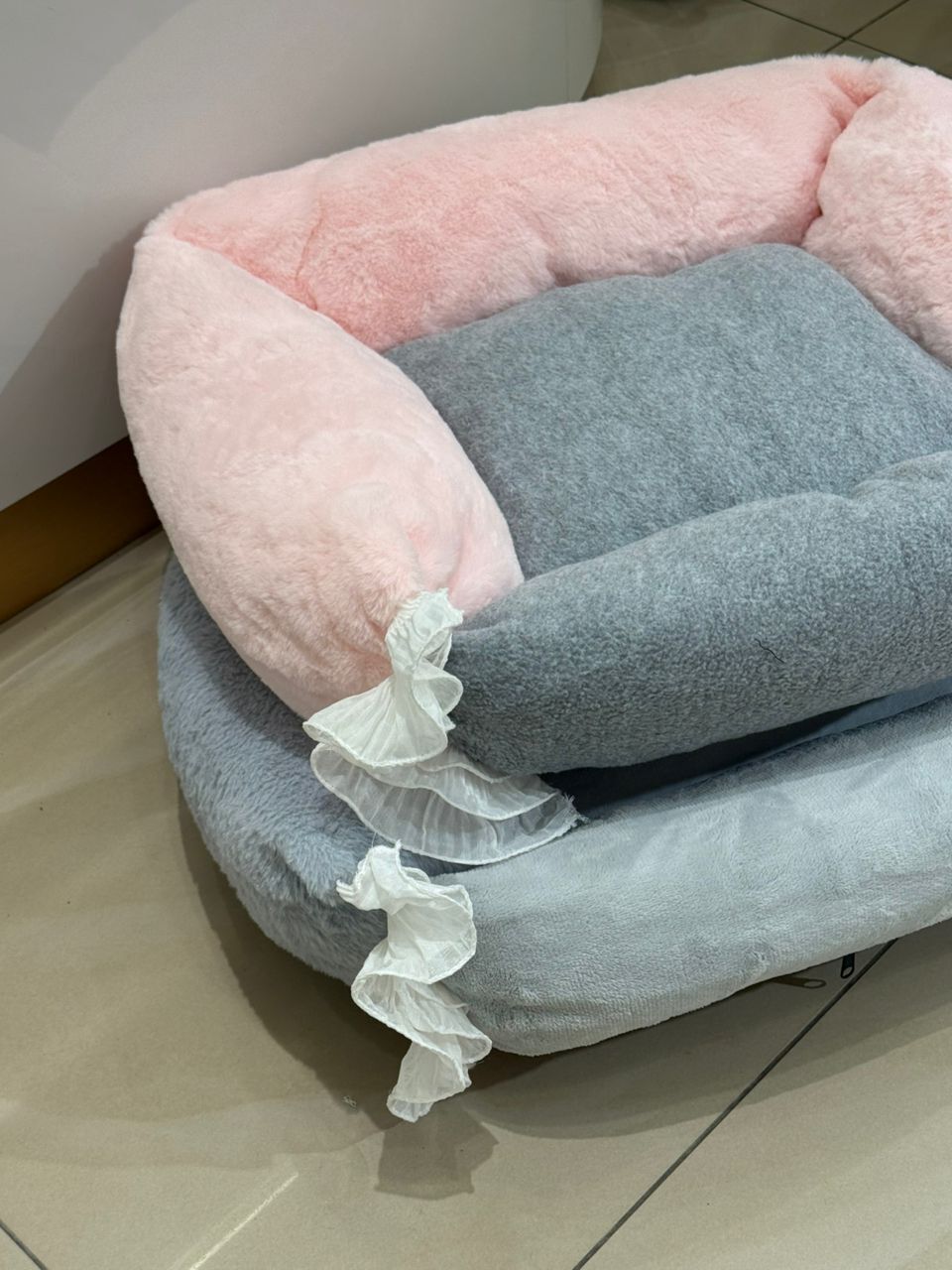 巴巴家族 毛绒蕾丝宠物窝