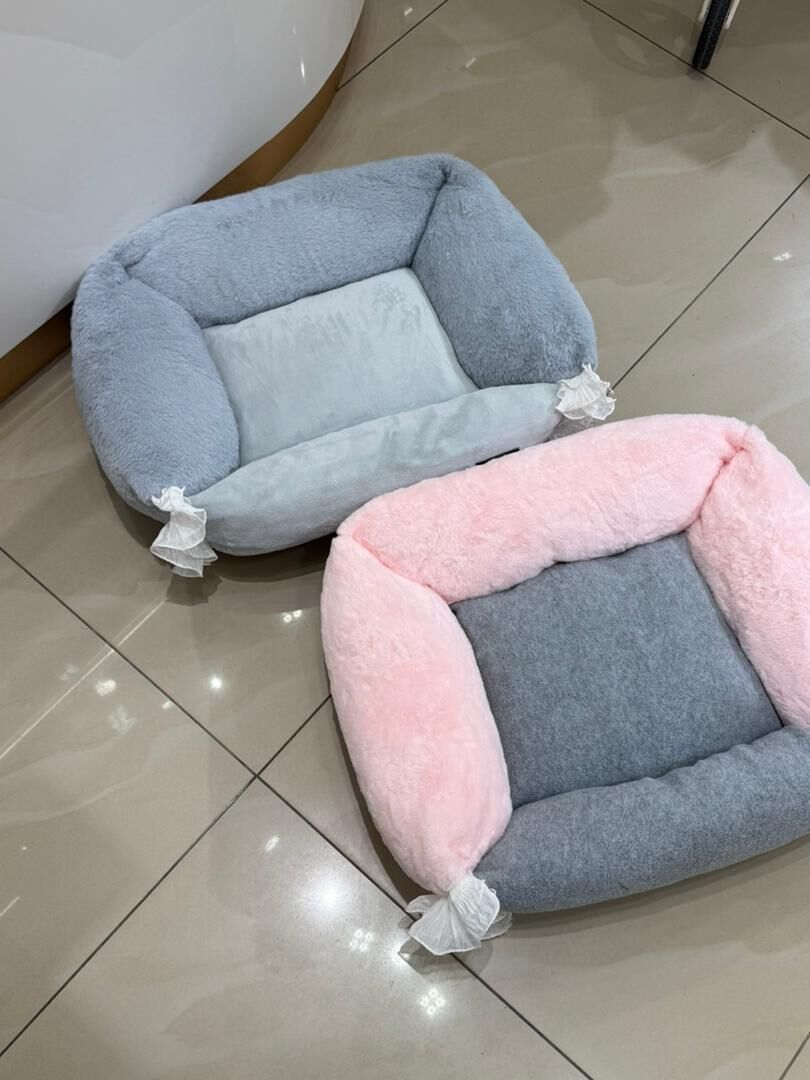 巴巴家族 毛绒蕾丝宠物窝