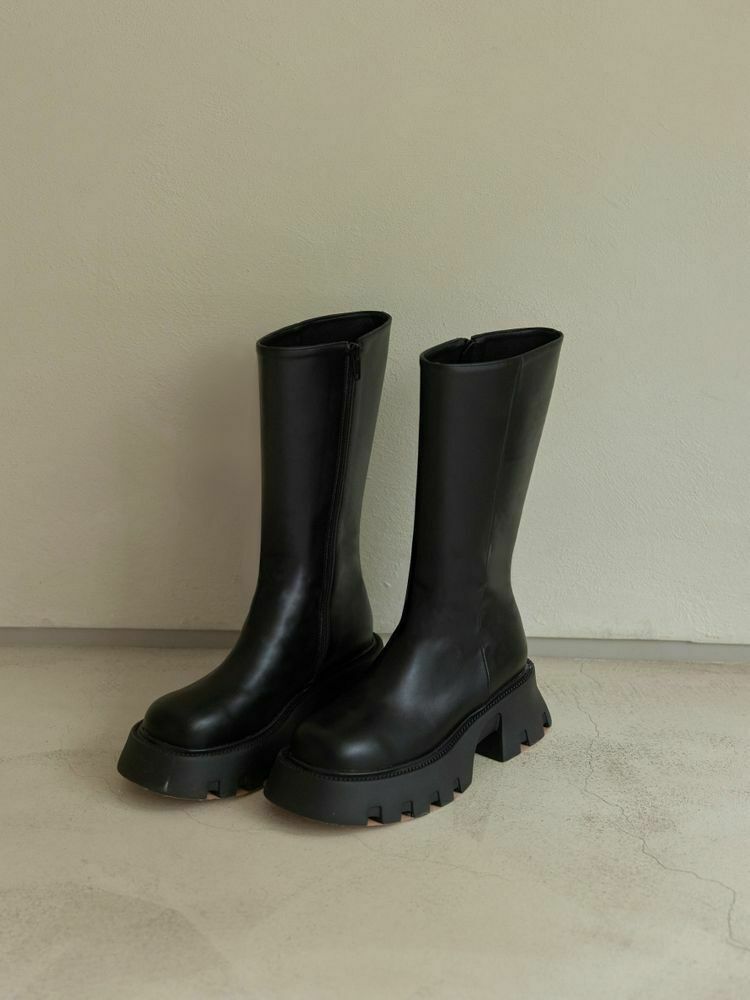 （增高五公分）時髦軟Q底中筒靴