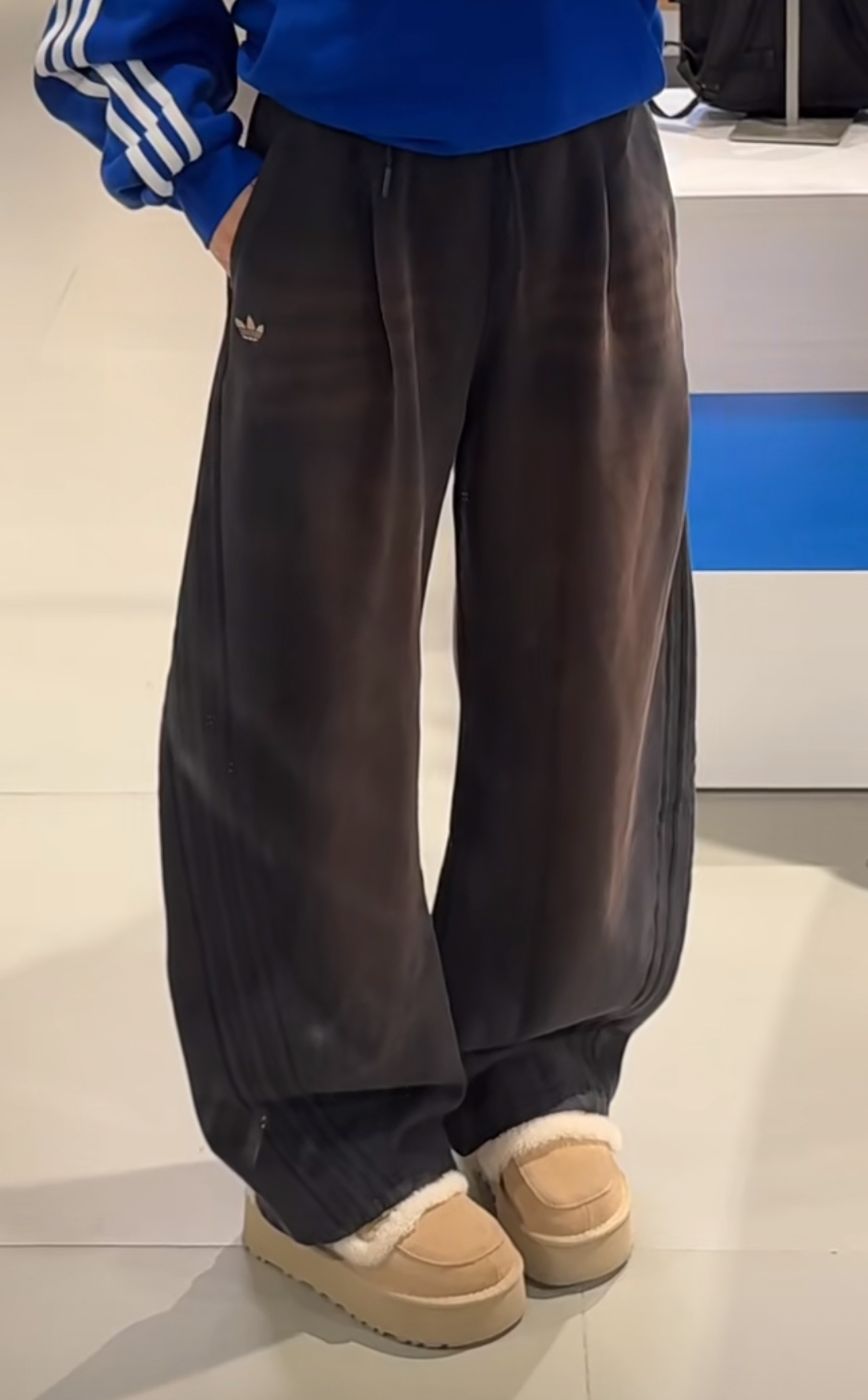 代購-ADIDAS CURVED KNIFE 似牛仔感 高腰 水洗 純棉 闊腿 彎刀褲 IA7518/IA7519