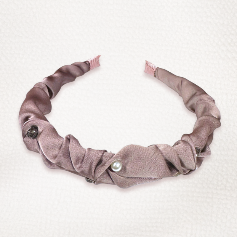 韓國直送髮飾 四爪鋯+珍珠素色緞面皺褶手工髮箍