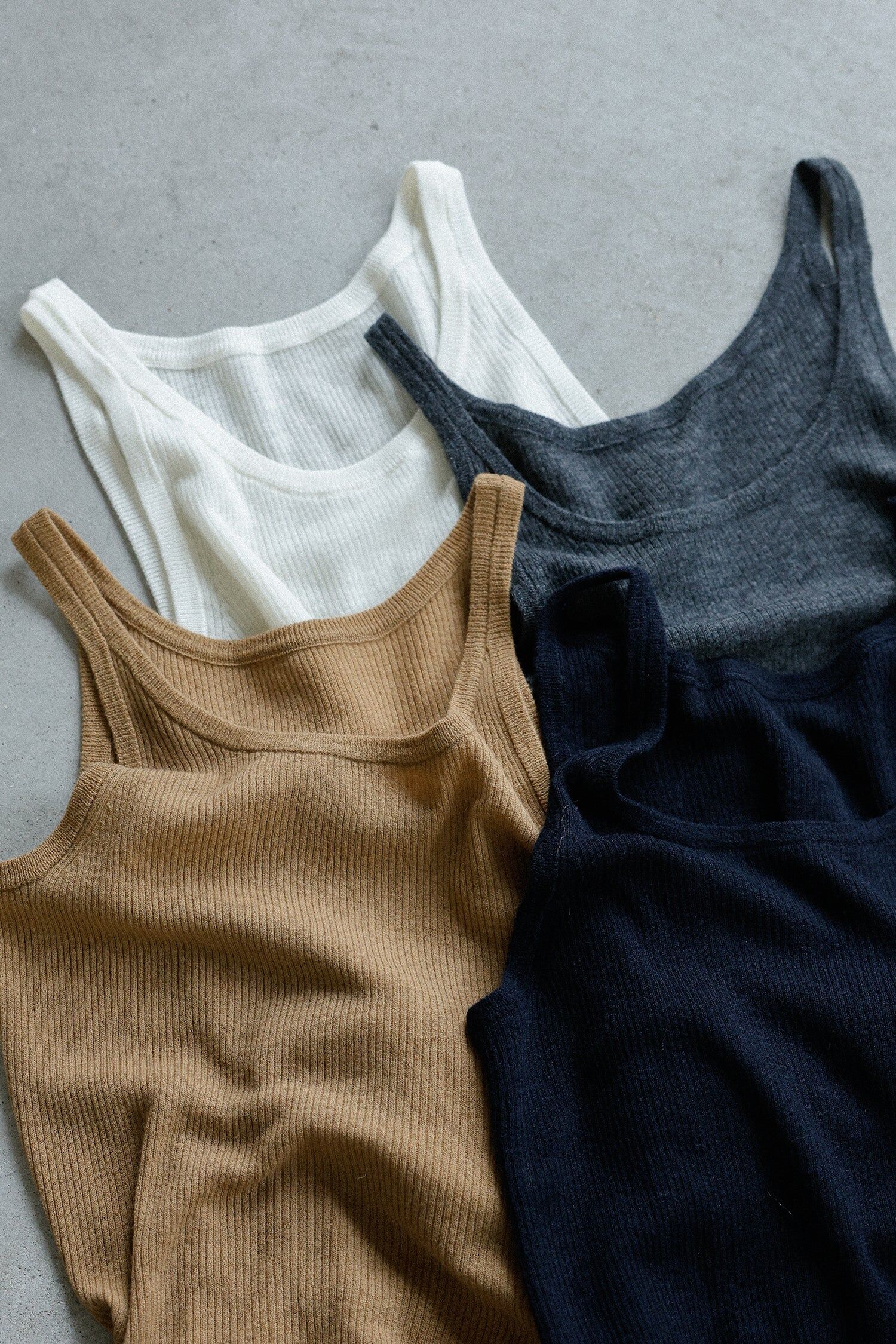 2025 秋冬 羊毛圓領羅紋背心_深藍