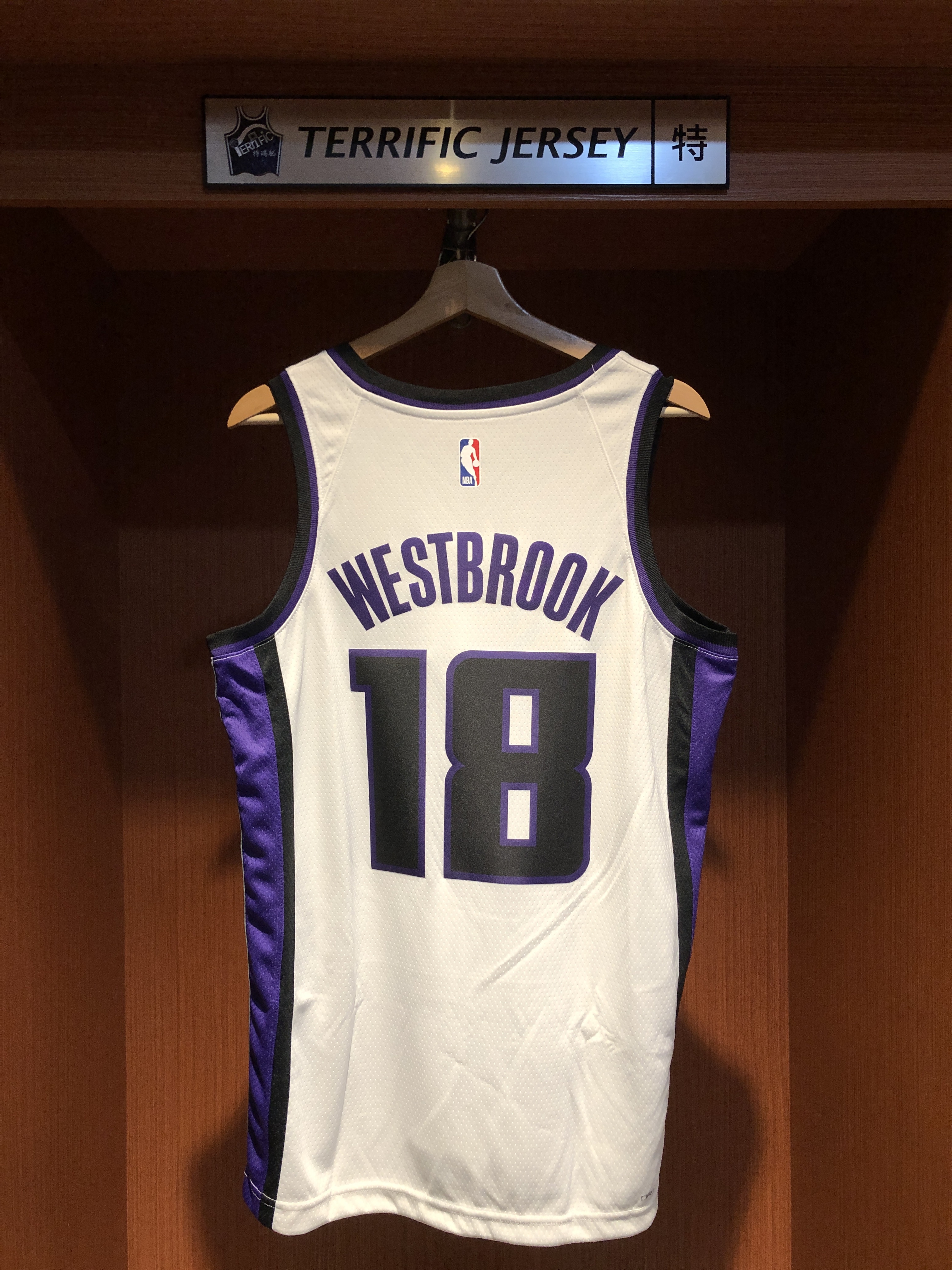 NBA球衣 Russell Westbrook 沙加緬度國王白 Association Nike Swingman 球迷版 熱轉印 全新