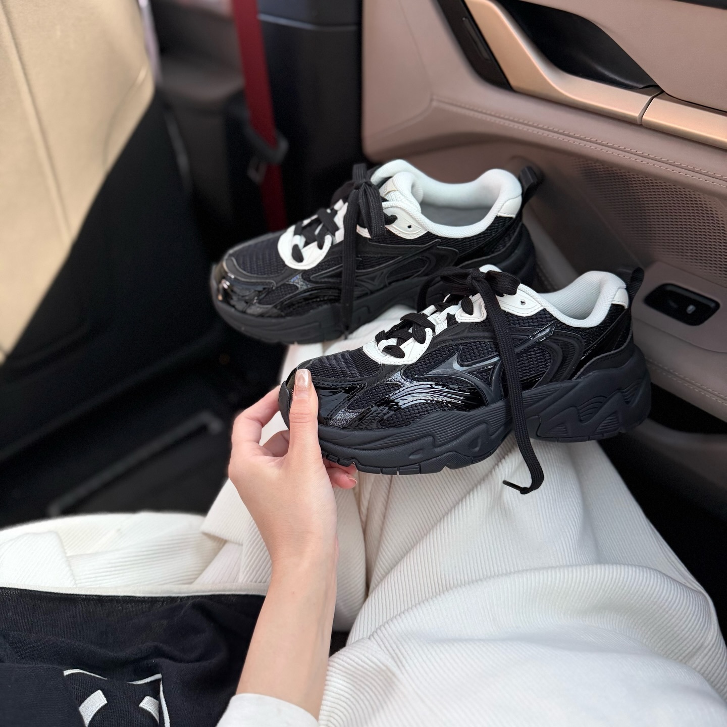 Mizuno Trainer 2K V2 小香風 鏡面 黑白 黑色 增高 厚底 復古鞋 D1GH250402