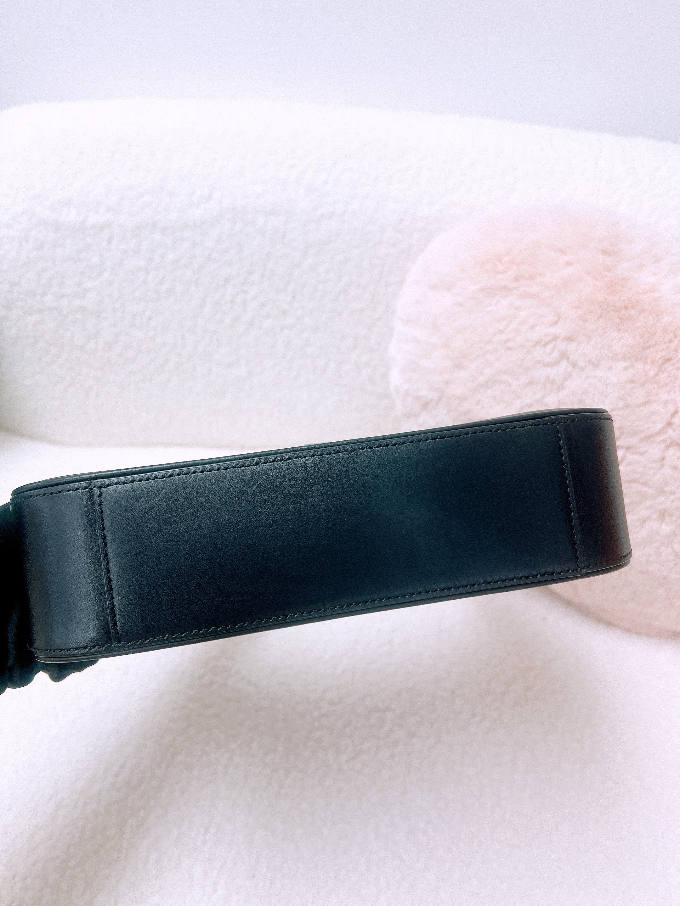 YSL Saint Laurent le 5 a 7 hobo (black GHW)