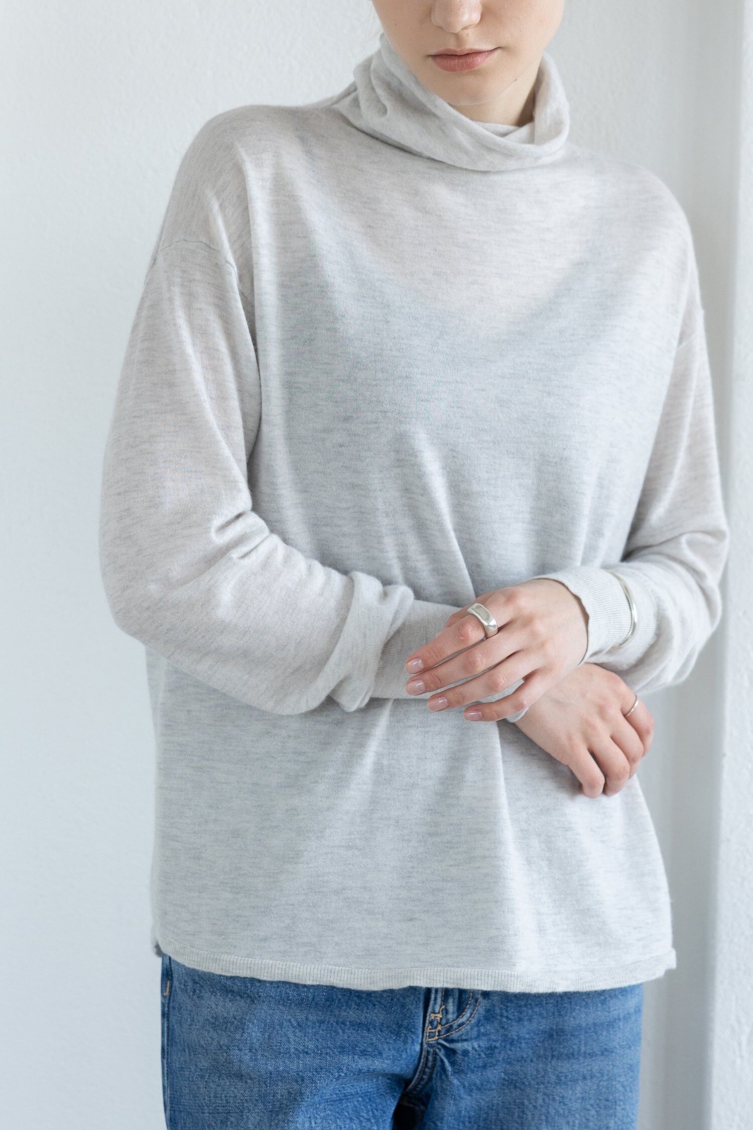 2025 秋冬 羊毛高領長袖套頭衫_淺灰