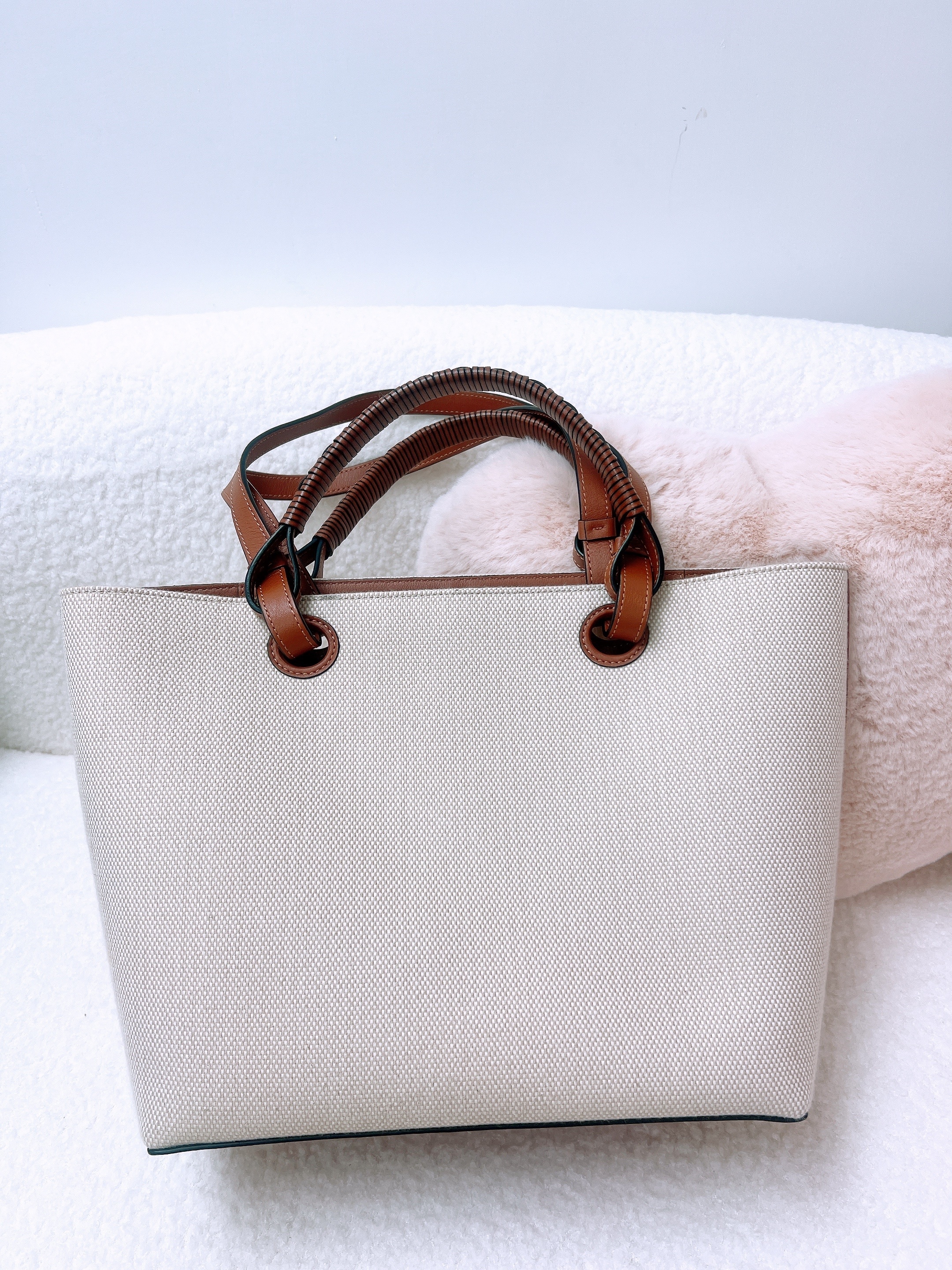 Loewe tote beige canvas