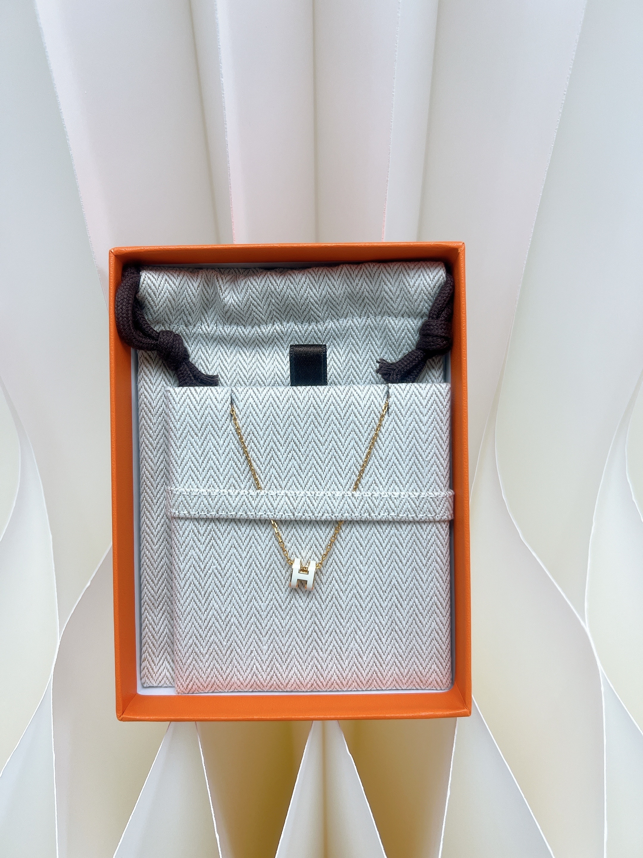 Hermes mini pop h necklace (white GHW)