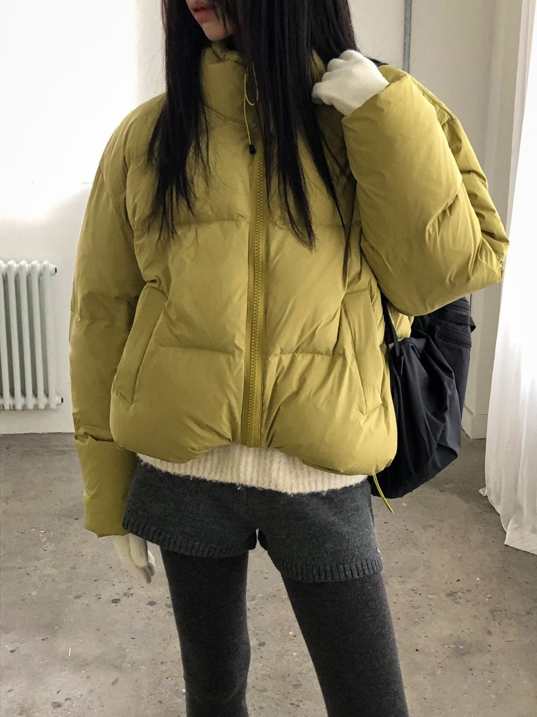極簡短版鵝絨服