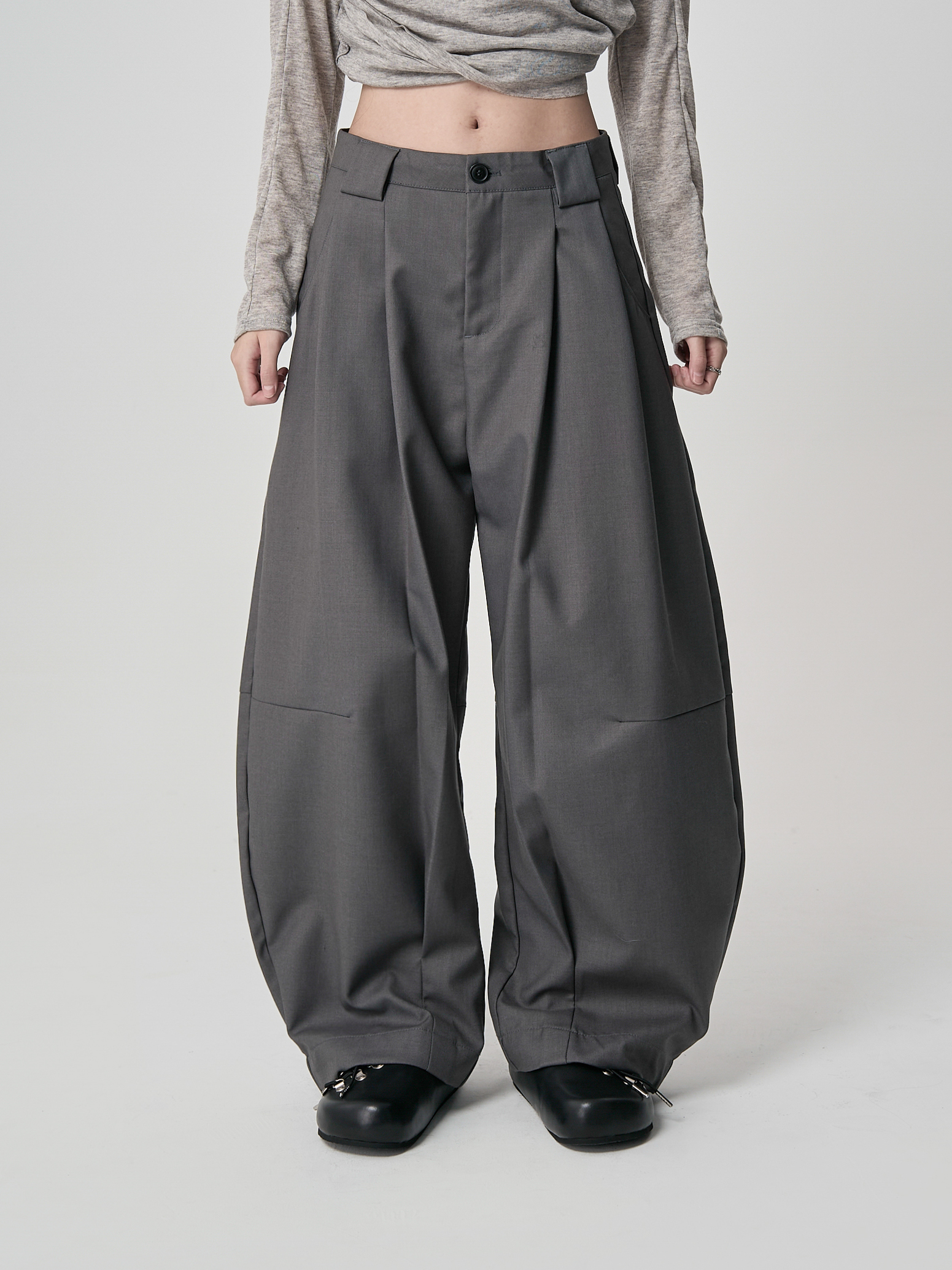 分線打褶份量長褲-灰