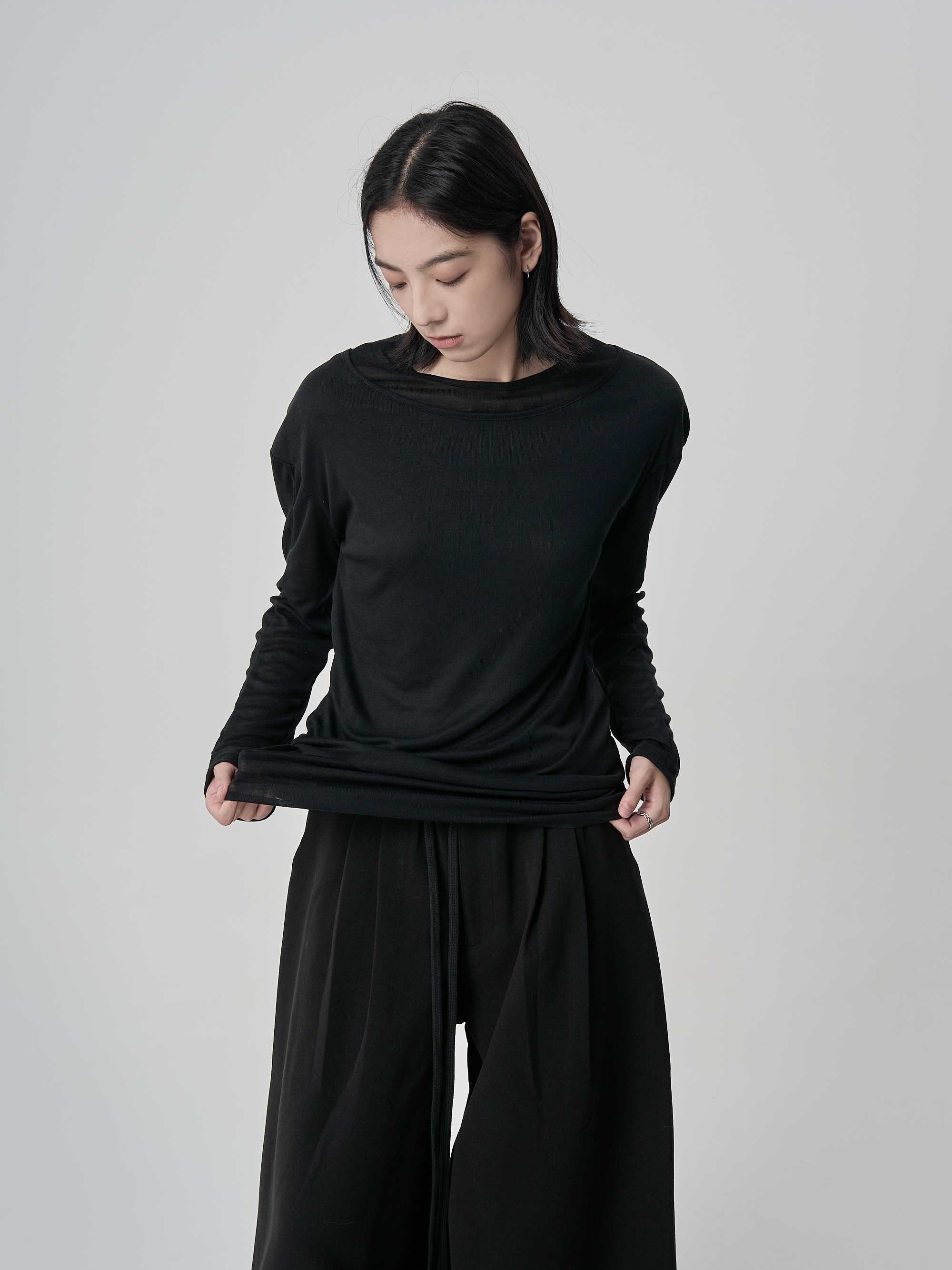 柔紋透膚雙層質感長袖-黑
