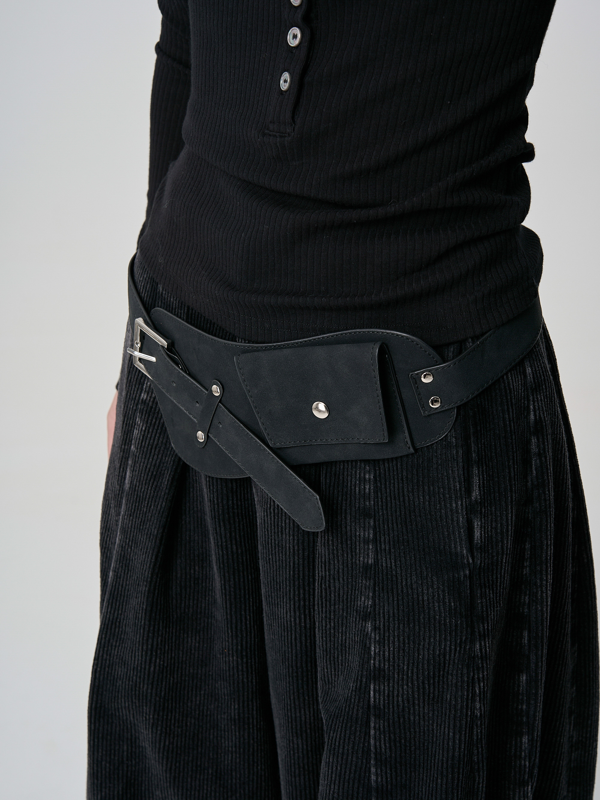 疊穿口袋腰帶-黑