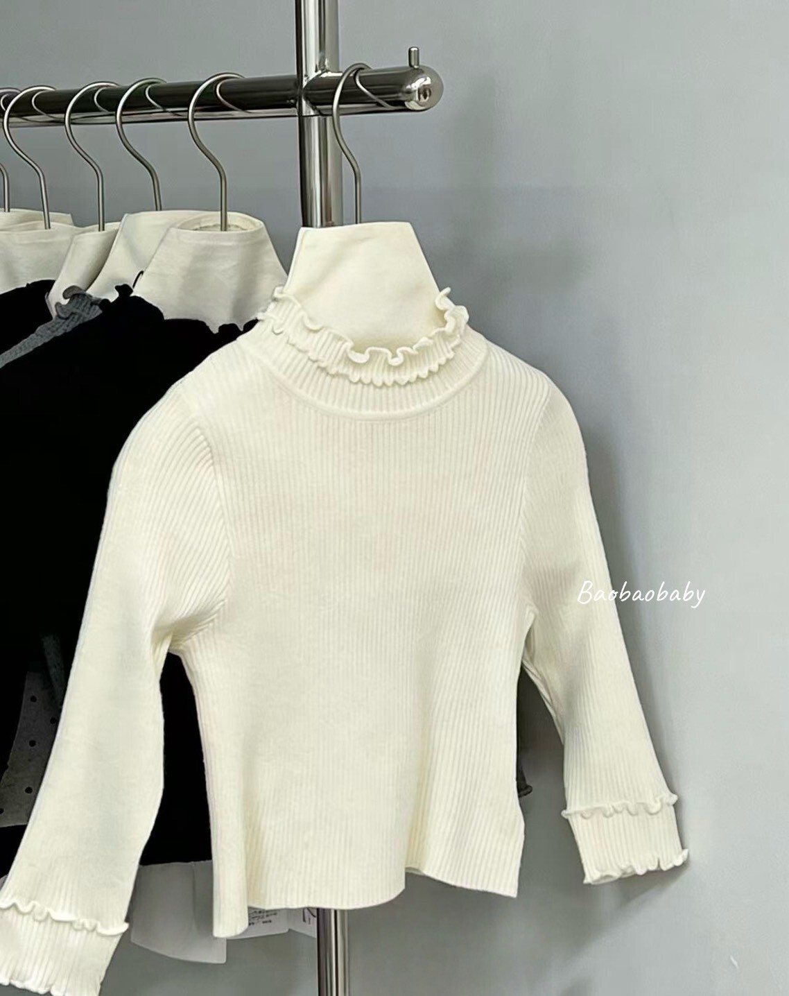 木耳邊立領坑條上衣