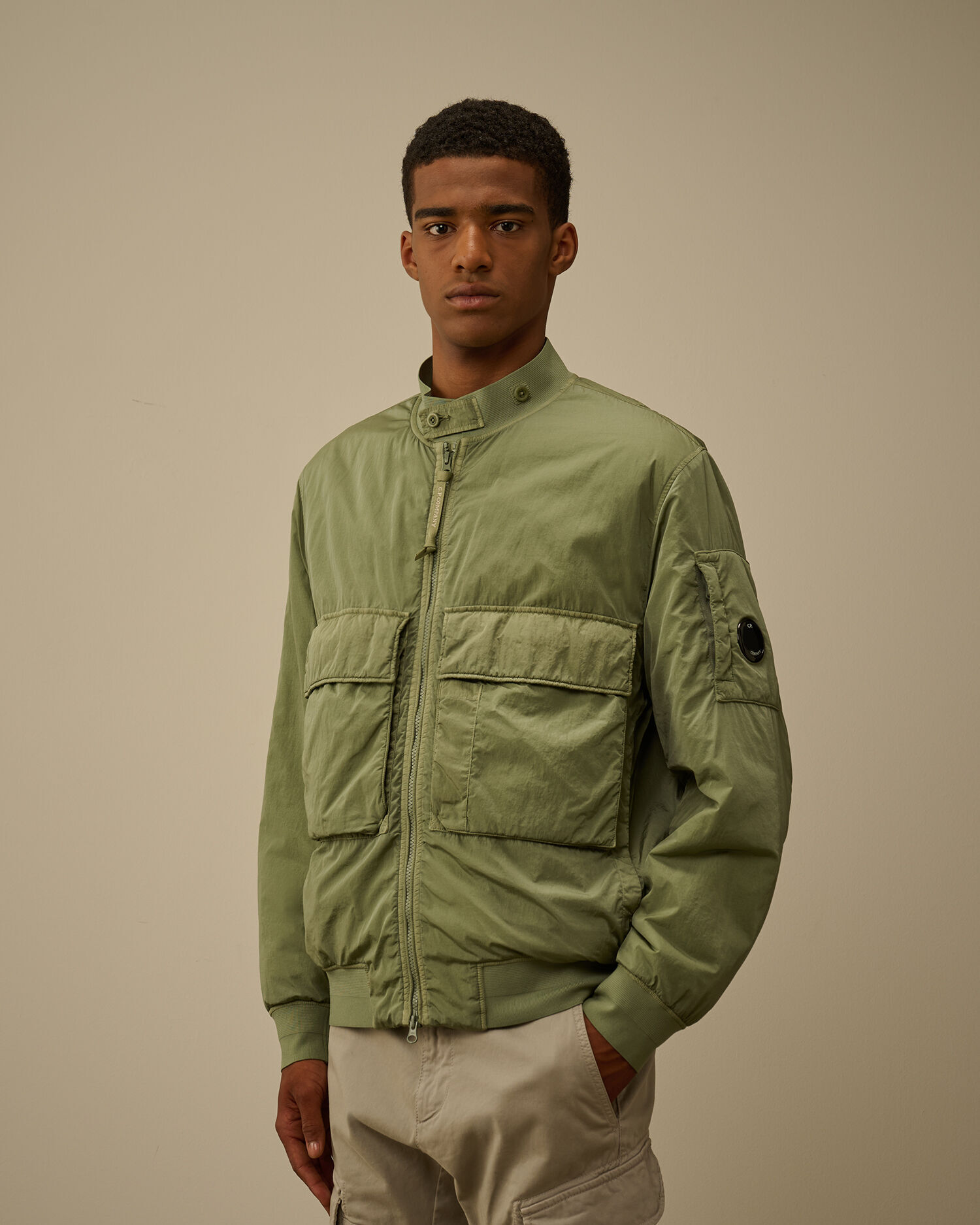 【代購】C.P. Company Chrome-R Bomber Jacket 機能飛行外套 – 都市防護・輕量挺版