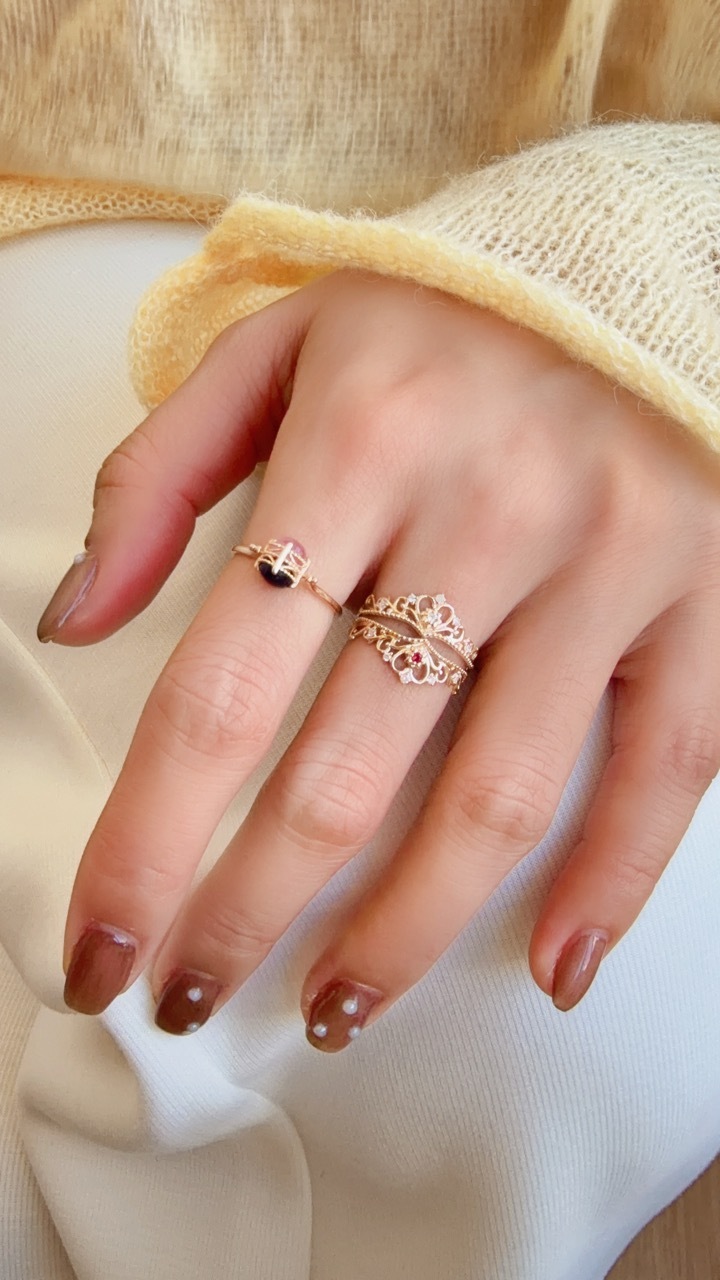 千穗｜蔓冠紅寶戒指