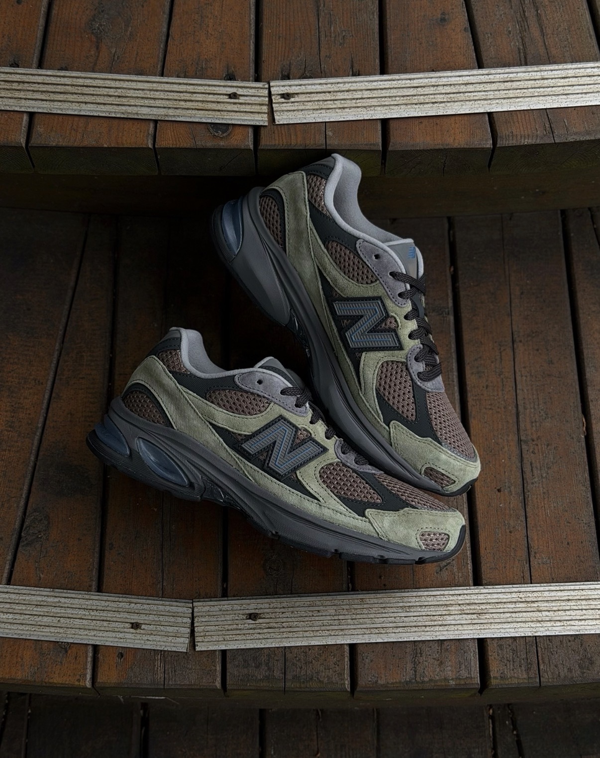 男女鞋 NEW BALANCE 2010 綠色 復古 網眼 緩震 休閒鞋【U2010ETN】