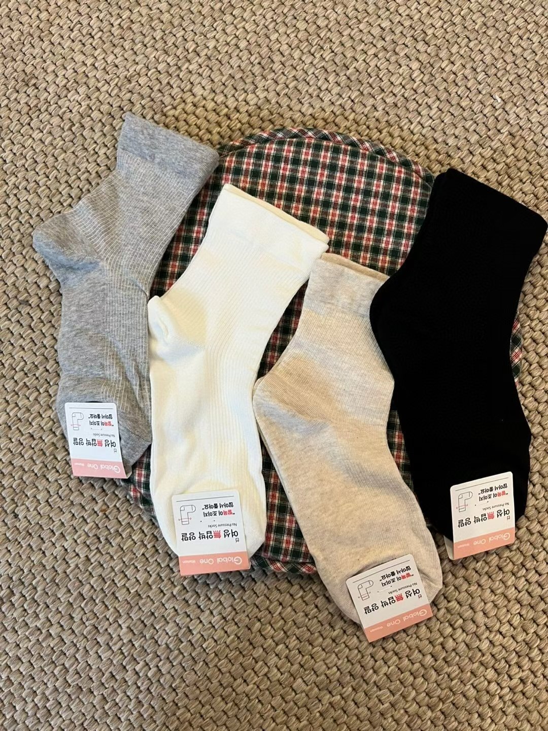 CT5366 素色百搭襪 (任選5對$75/ 任選10對 $138)