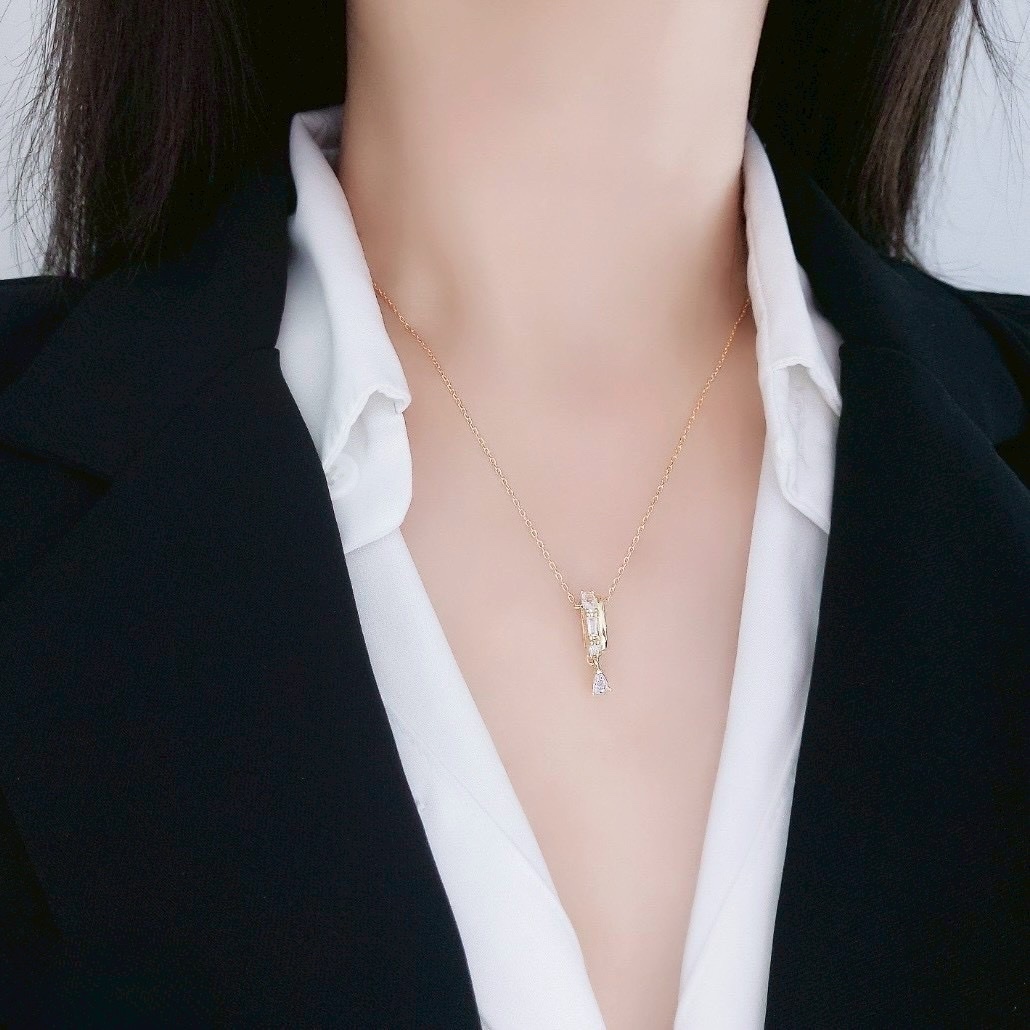 18k SW”長水晶鑽鏤空小墜高奢定製項鍊