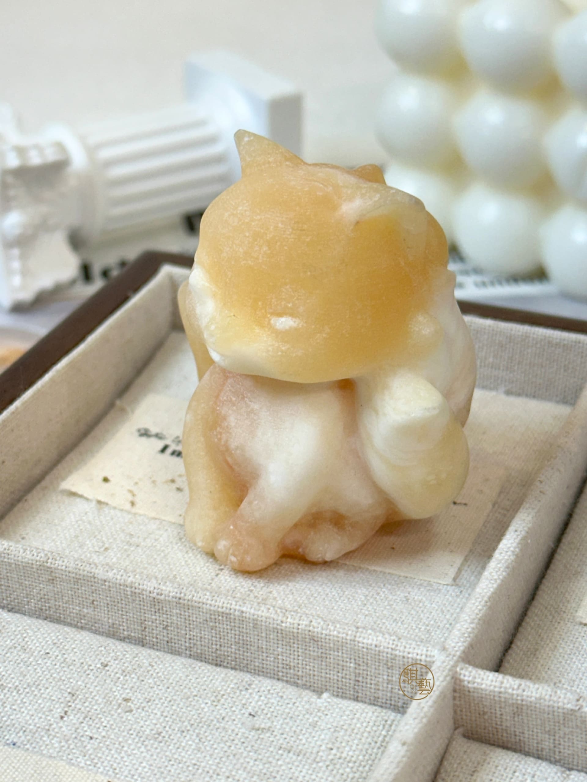 黃方解九尾狐｜招桃花・聚人緣・甜蜜戀愛能量的魅力靈狐