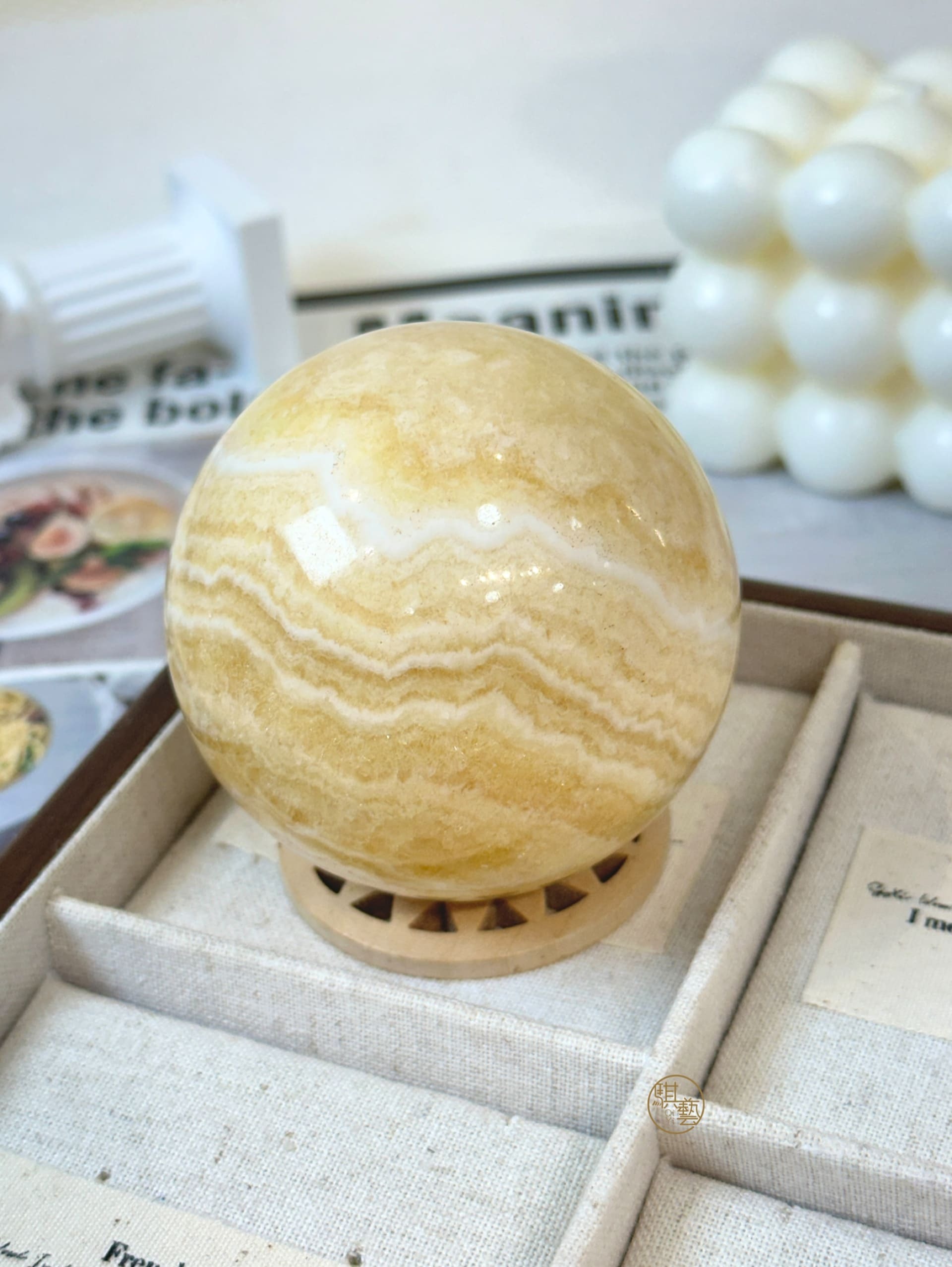 千層黃方解石球｜招財聚氣 × 穩定磁場 × 財運能量水晶