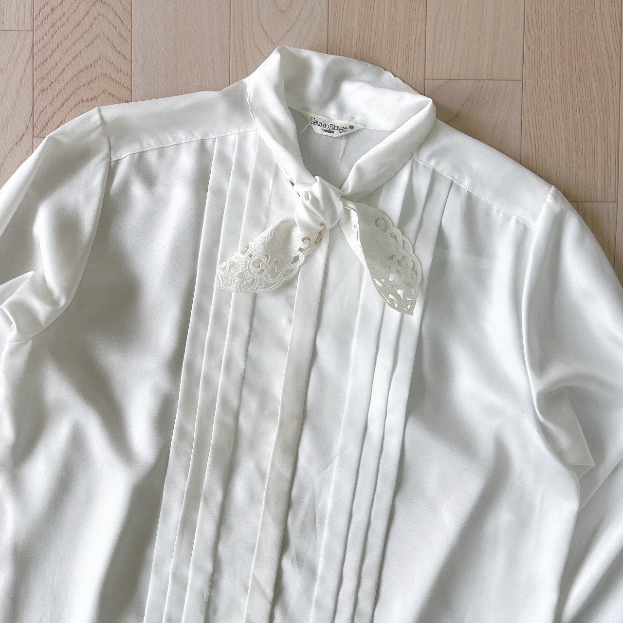 米白色刺繡領帶古著上衣