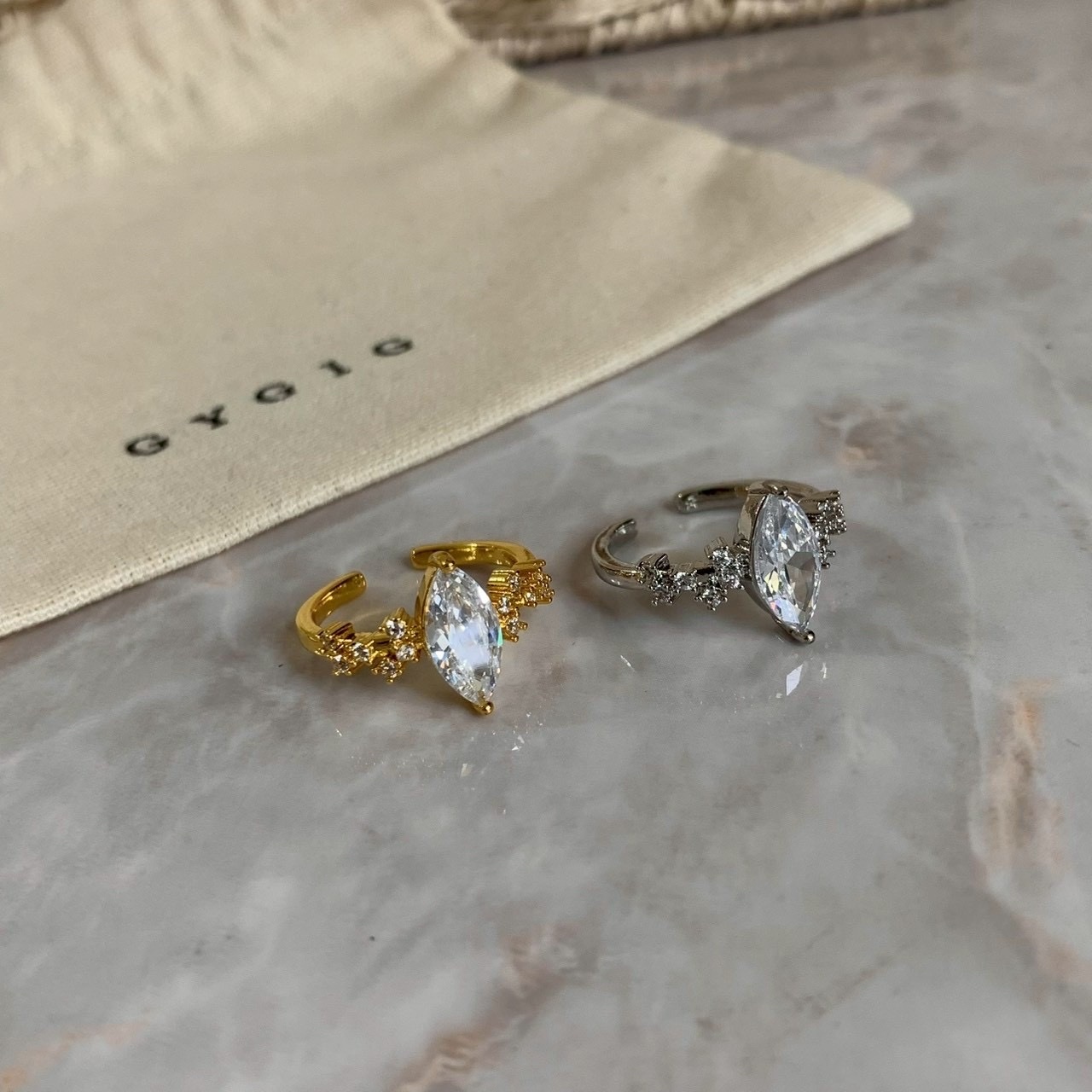 Gy”Nova菱水鑽雕花宮廷開口戒