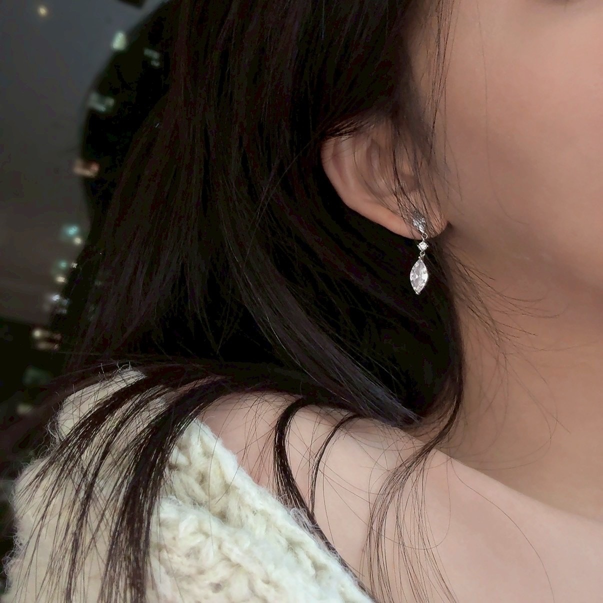 Gy”Nova菱水鑽雕花宮廷小墜耳環