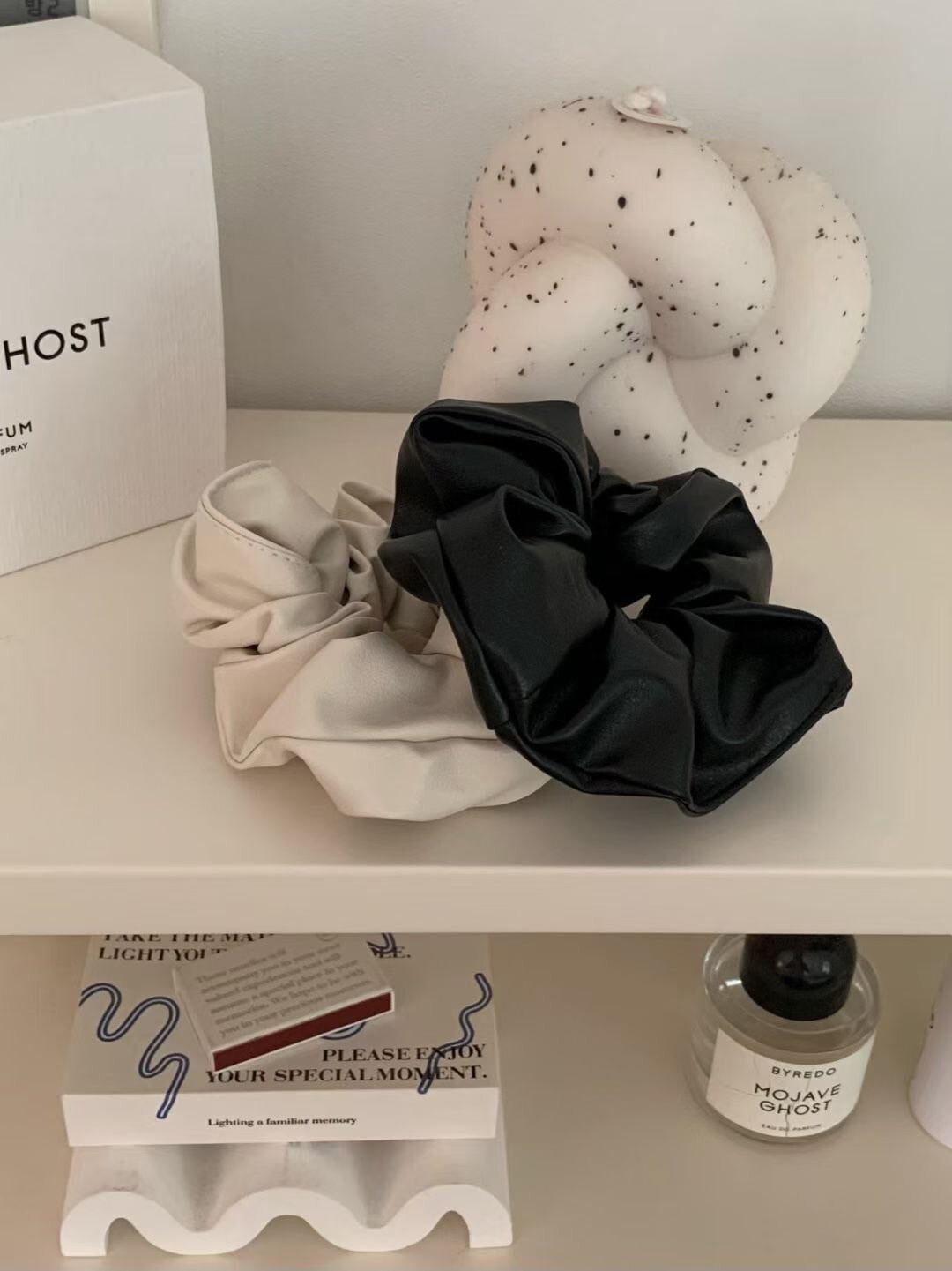 歐美PU皮革澎澎雲朵髮圈髮束 / 2色