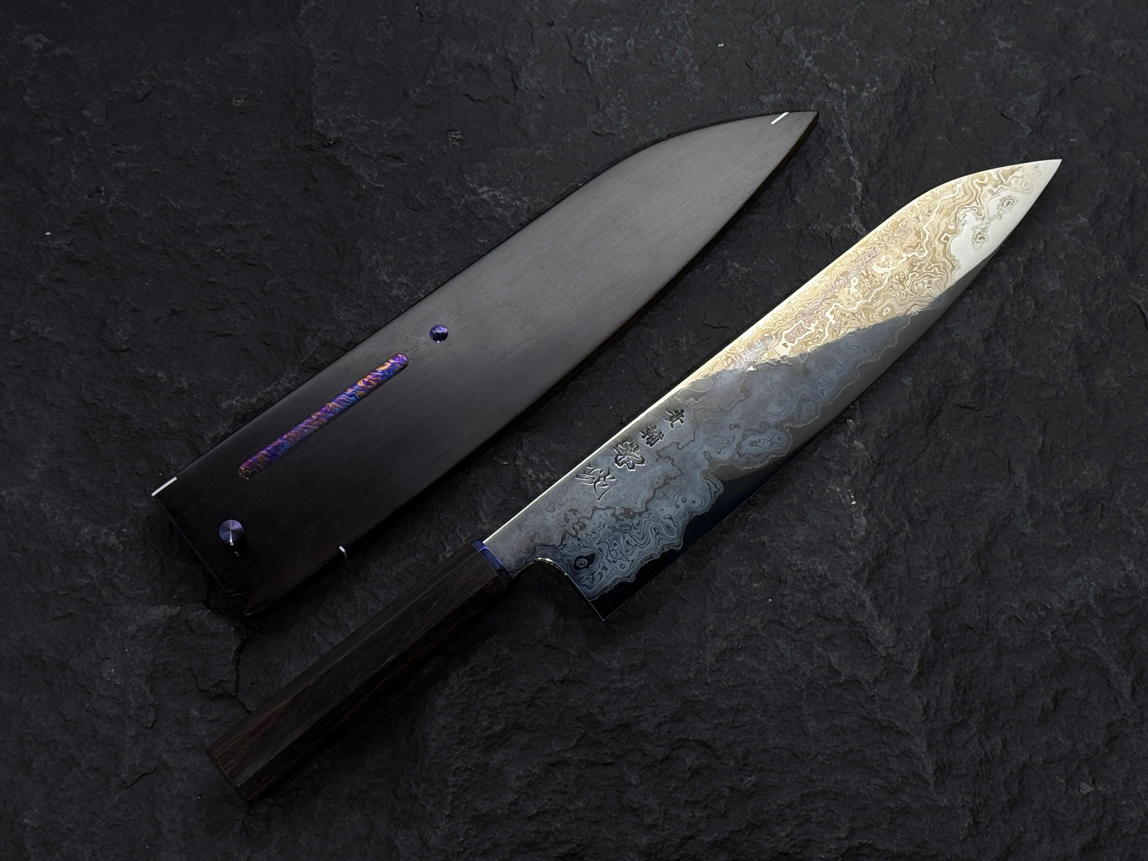 (G) 貴輔 x 新國 白琰 青一 大馬士革鋼 牛刀 300mm 黑檀套裝