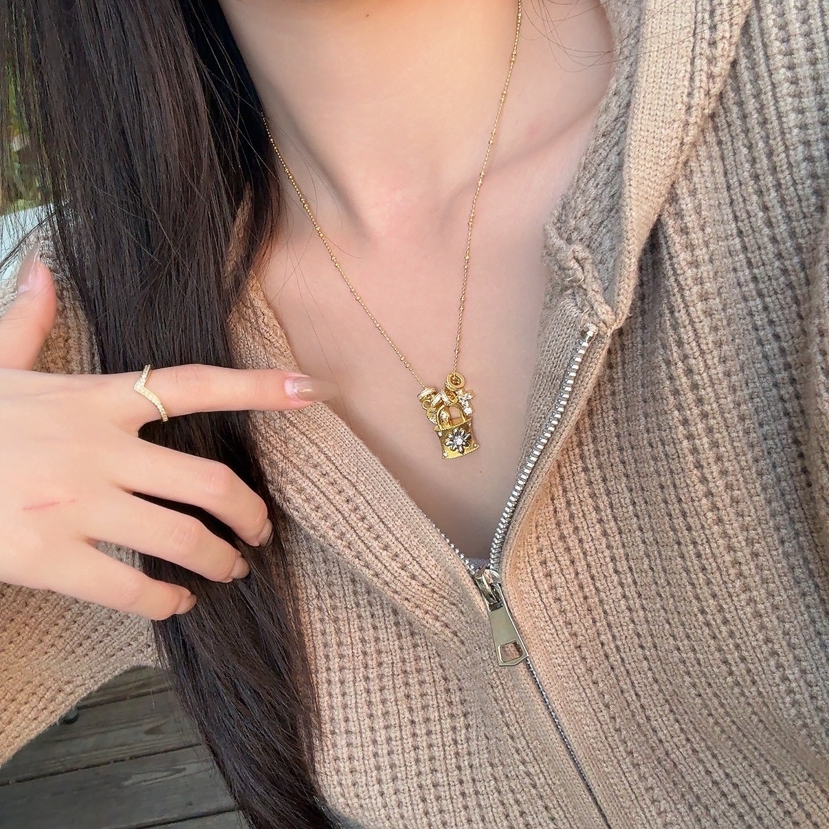 Gy”radiant 金銀雛菊十字鑽多環重工項鍊