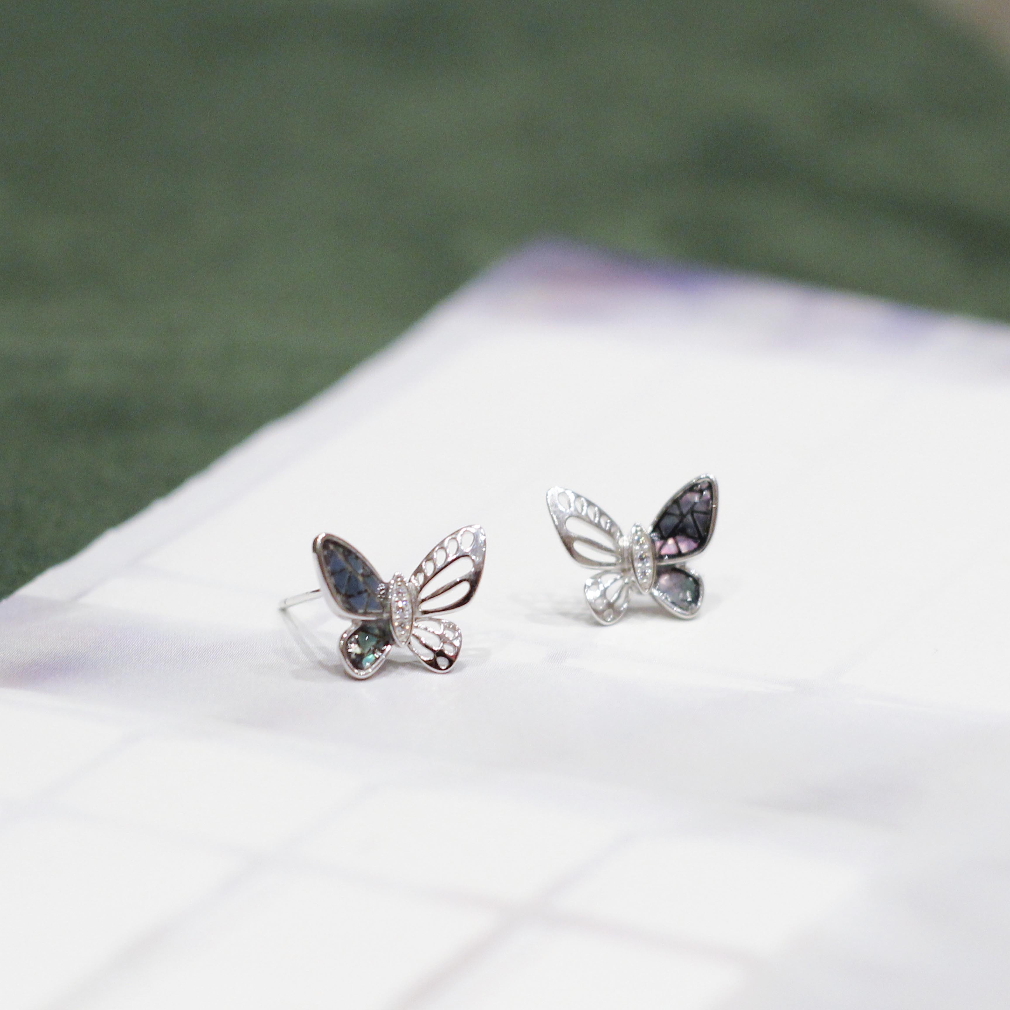 純銀天然貝母立體蝴蝶耳釘