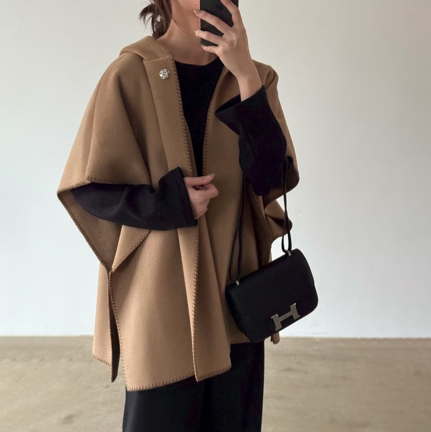 奶茶杏配色車線連帽造型斗篷外套