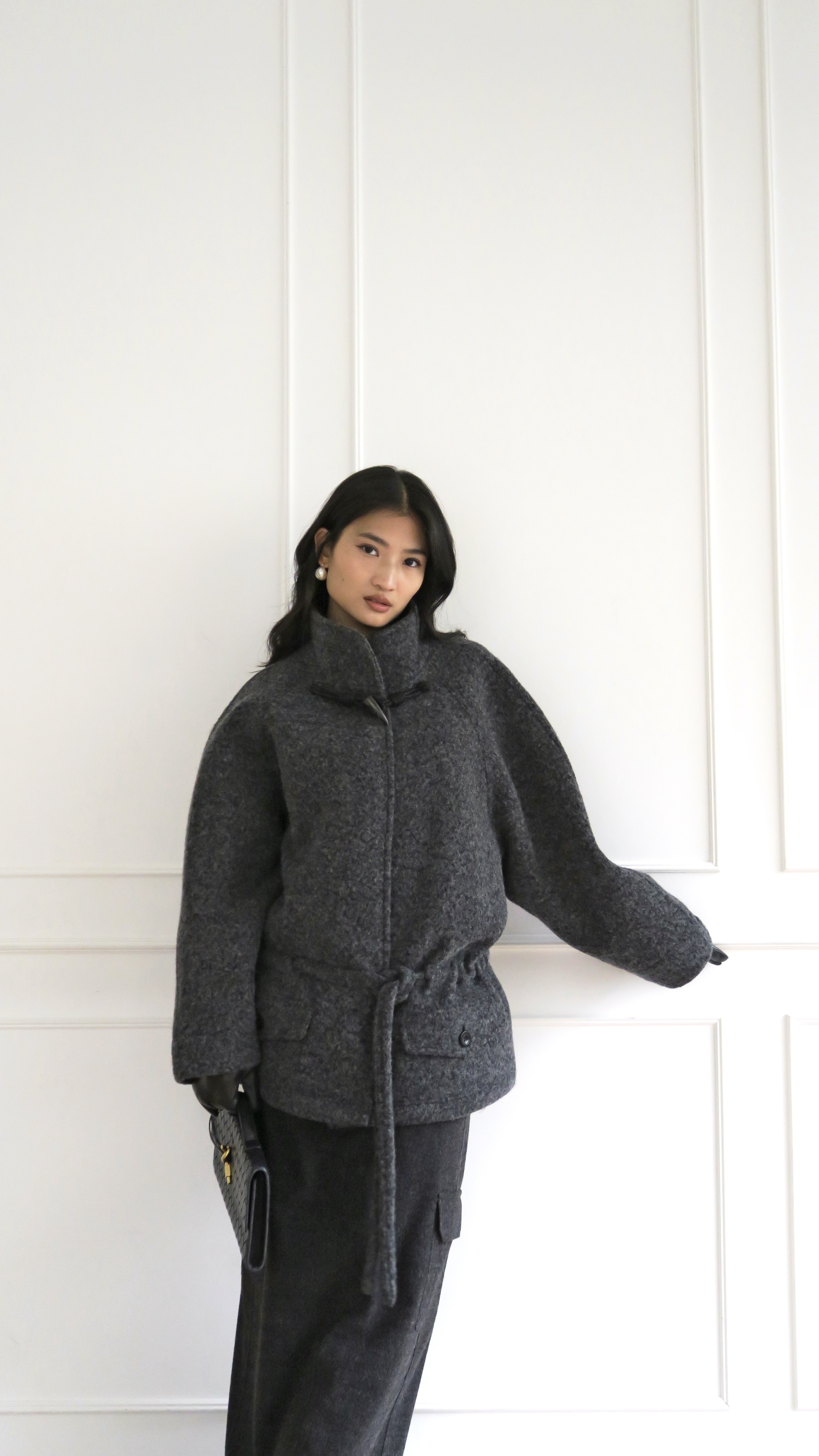 立領收腰羊毛外套