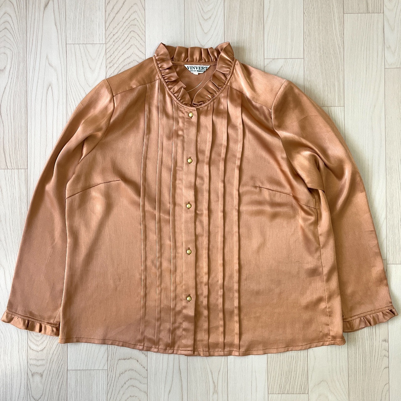 VINVERT橙色Ruffle領長袖上衣