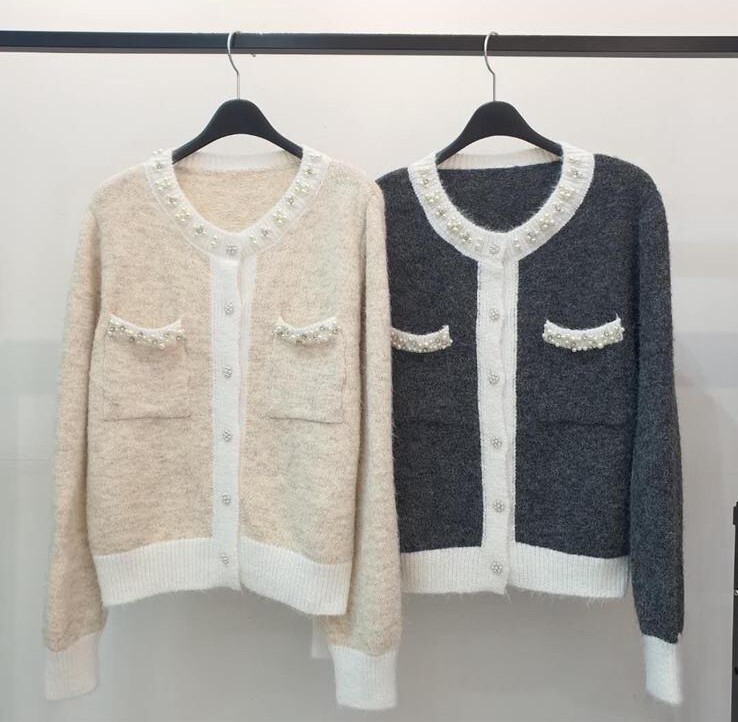 V39 胸39-42 長20.5 $339