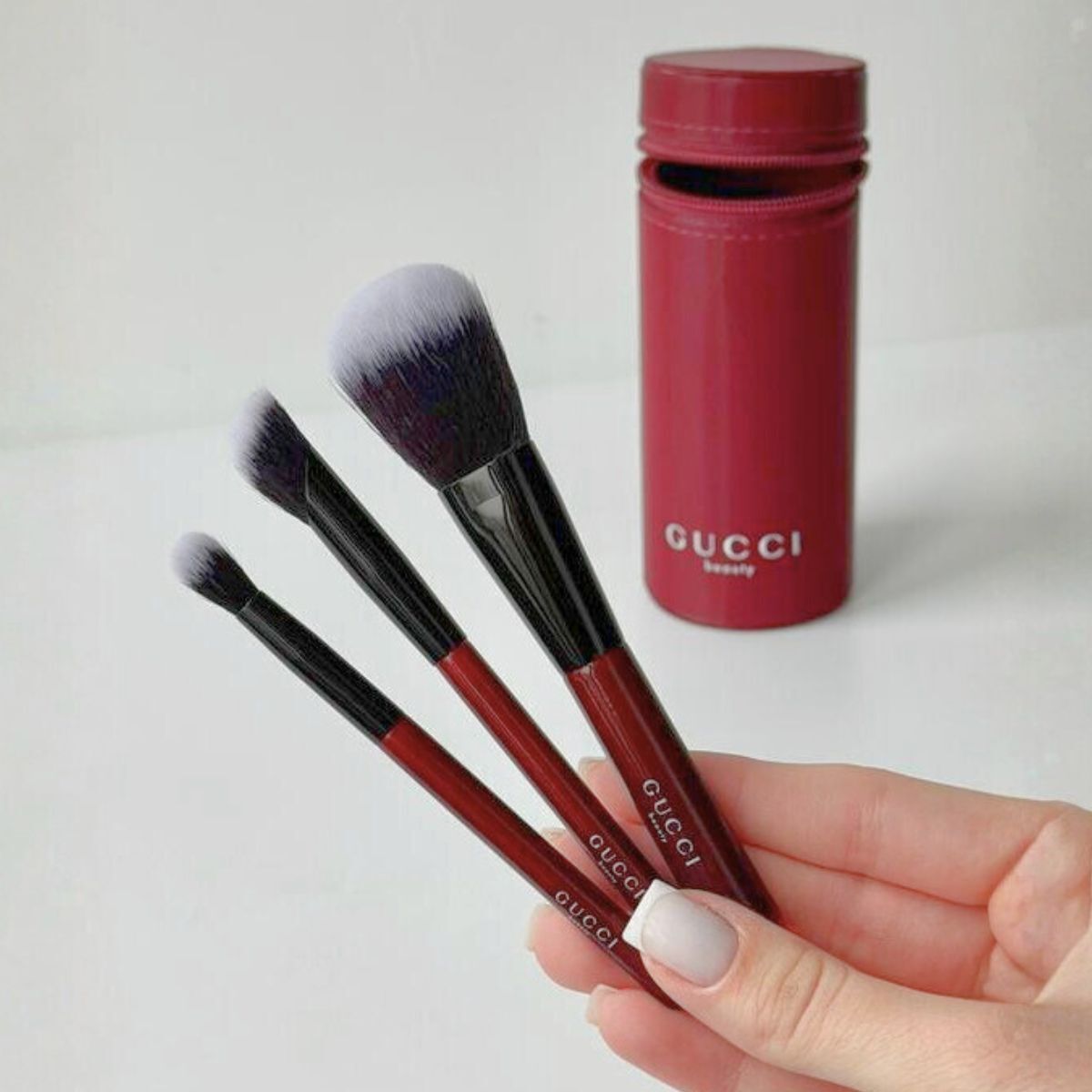 Gucci Beauty 贈品圓桶化妝掃套裝 (1套3枝)