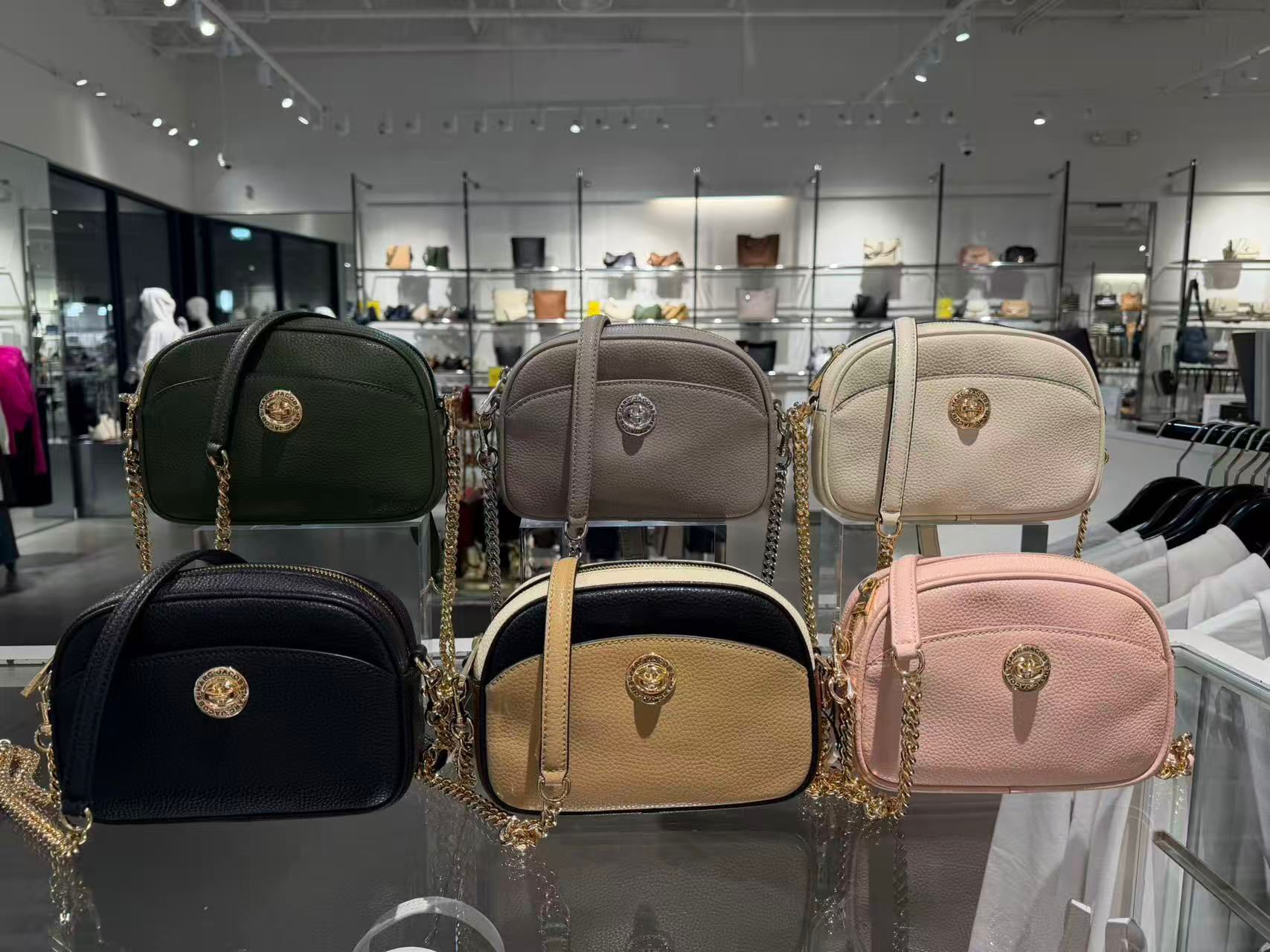 【預購】Marc Jacobs K121010 Signet Turnlock 相機包