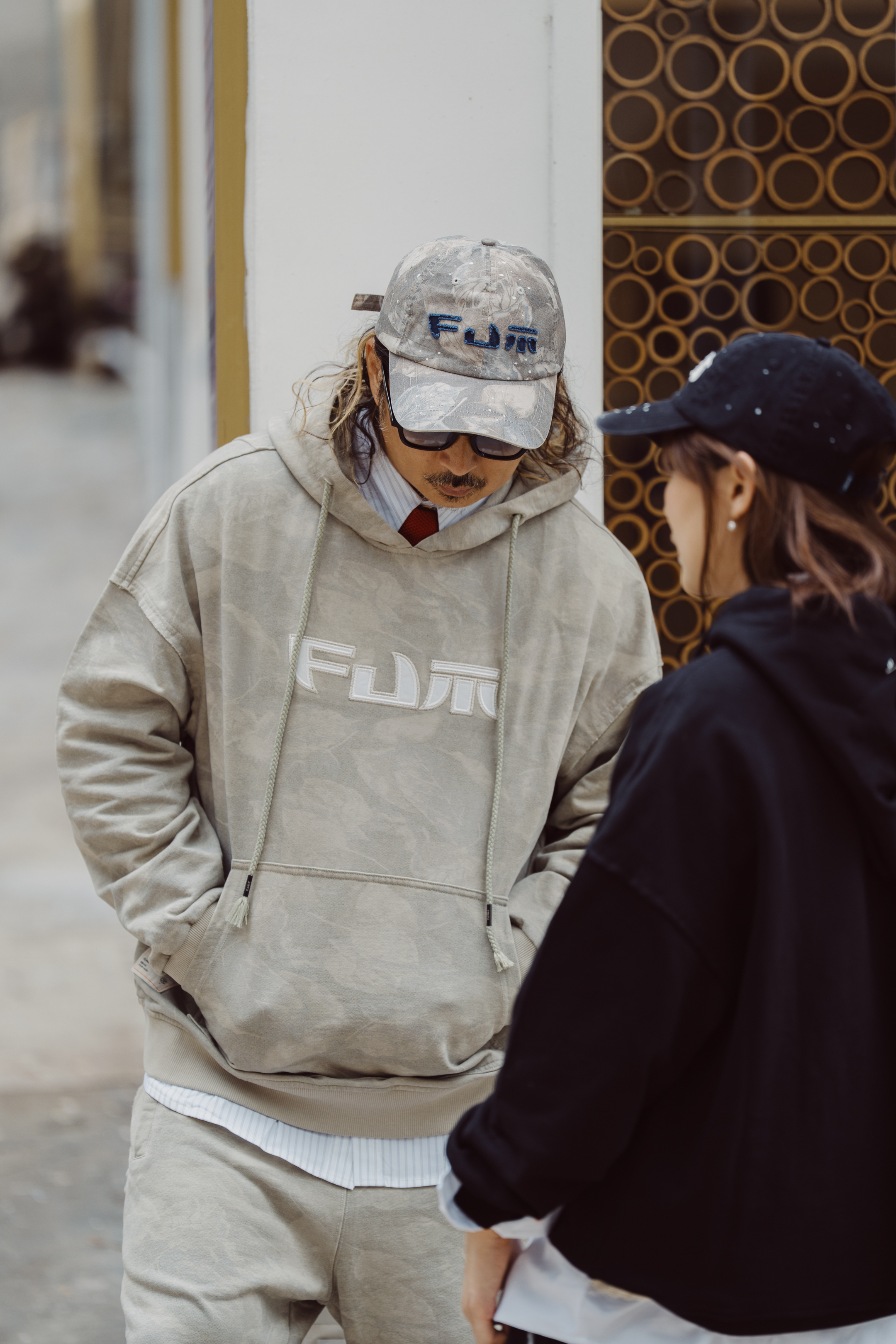 Fumble 日字布繡FUM厚棉衛衣