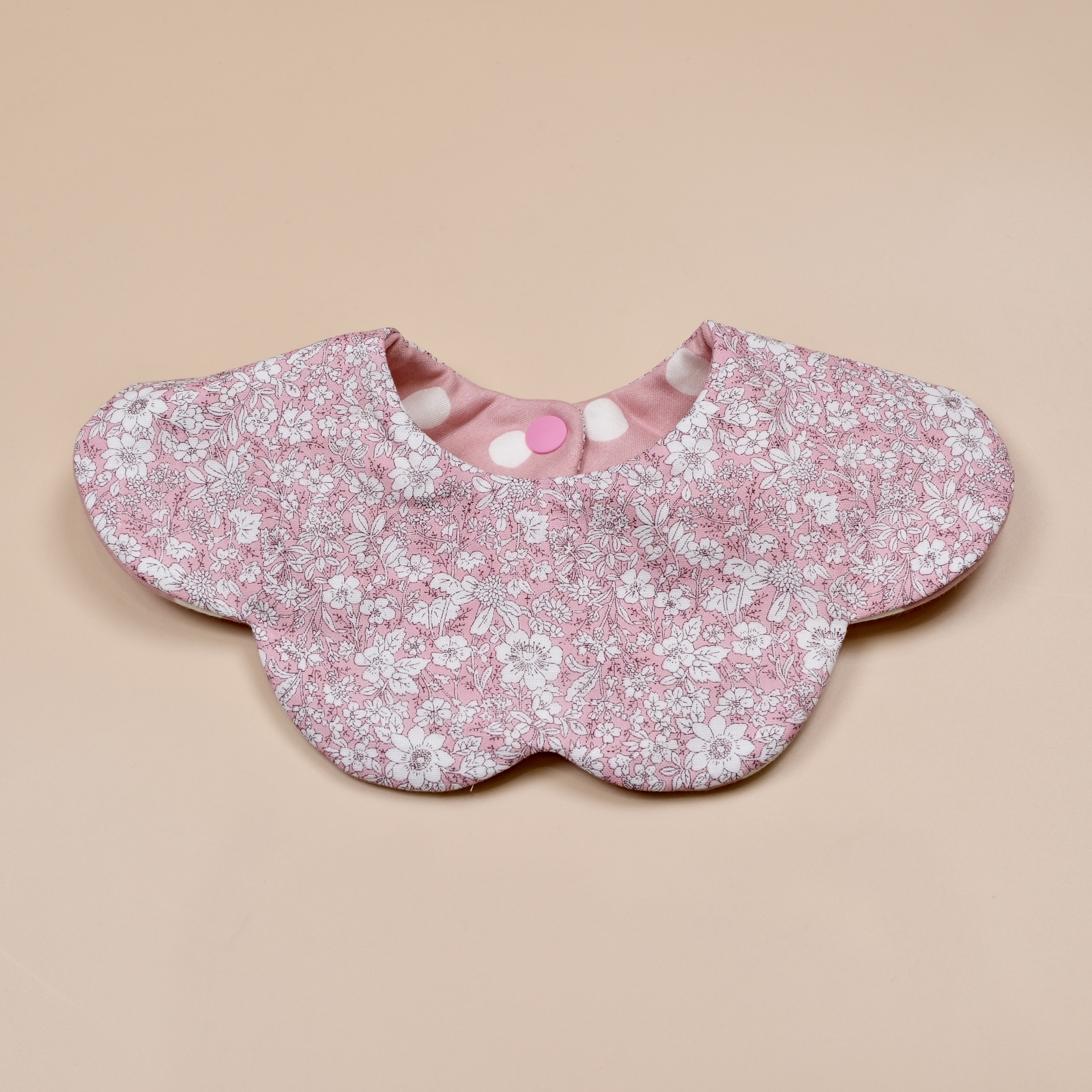 花型二重紗圍兜兜 ✤ 粉紅小白花 ✤