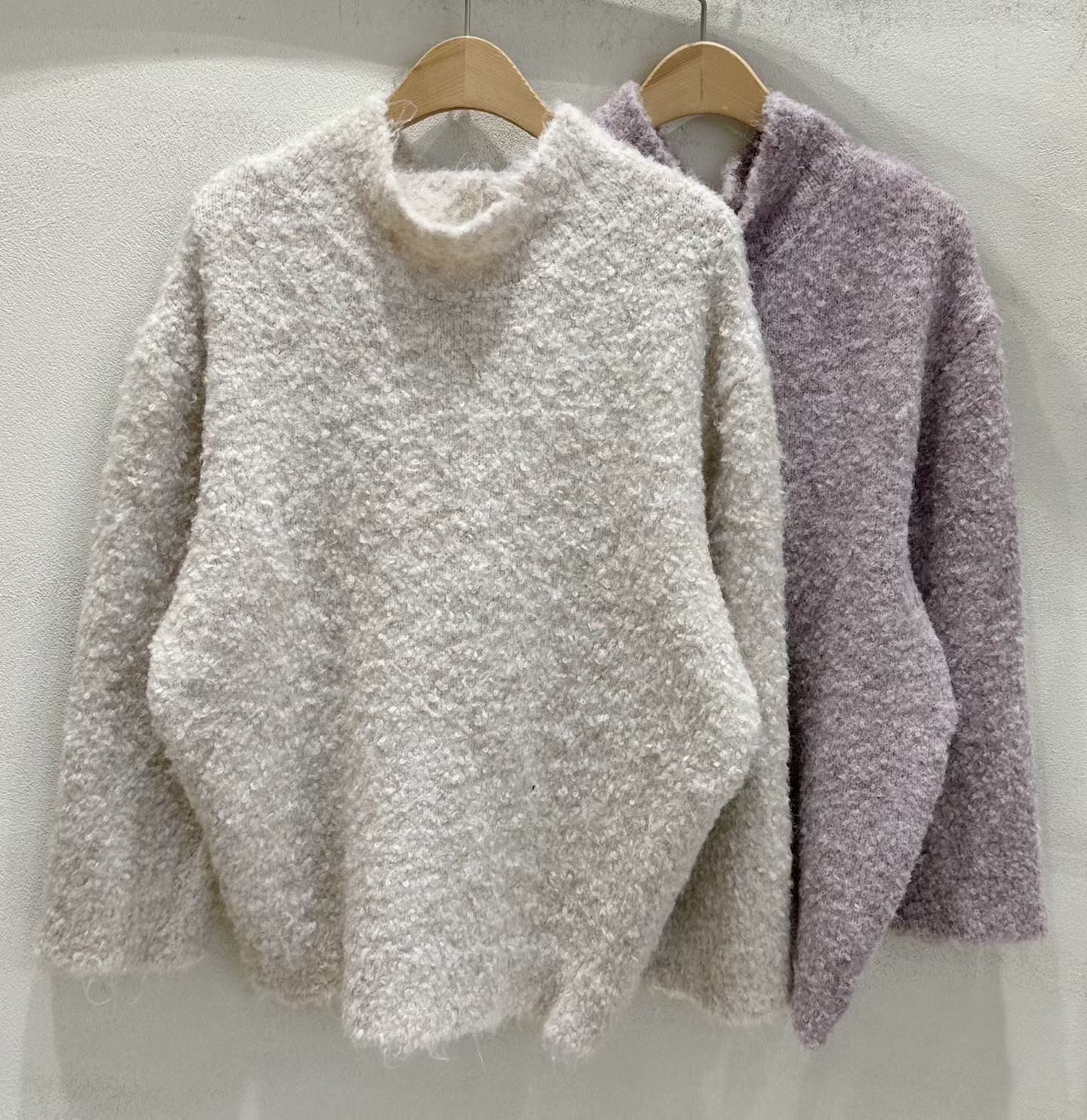 SU5355 羊羔絨小高領寬版毛衣