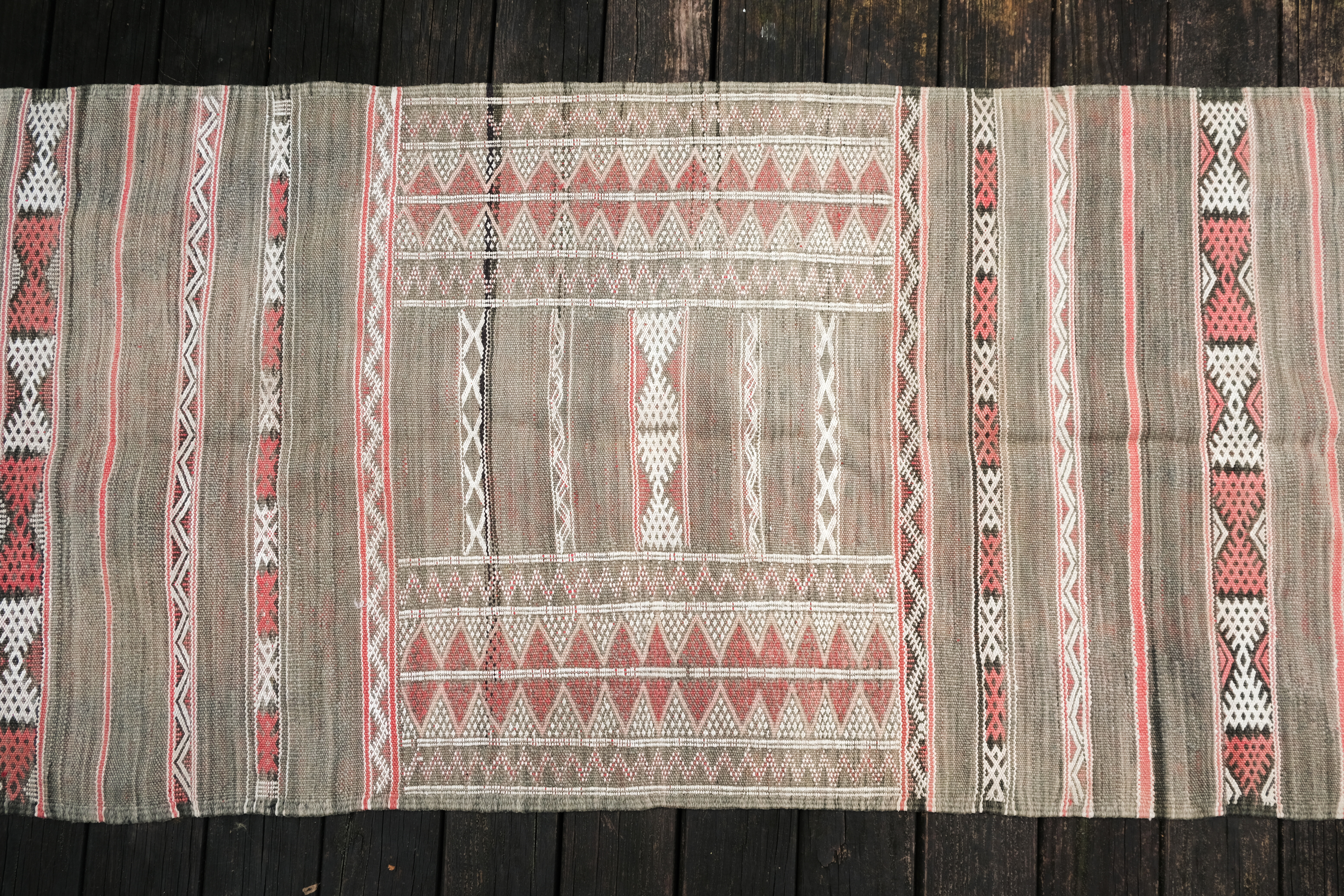 北非傳統手織地毯｜Kilim 沙漠玫瑰｜摩洛哥